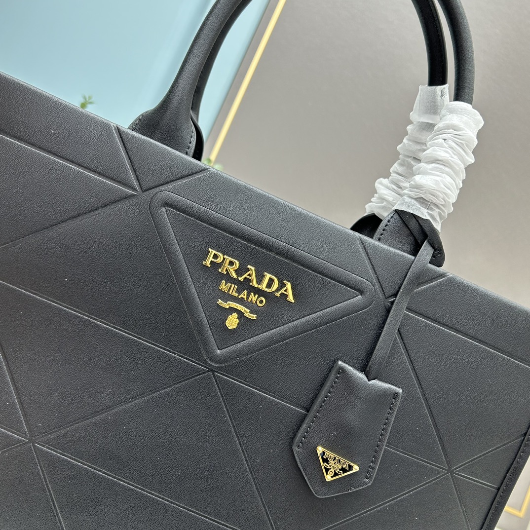 700 原单新品＜大号＞ prada tote 3D压印系列 1BA377