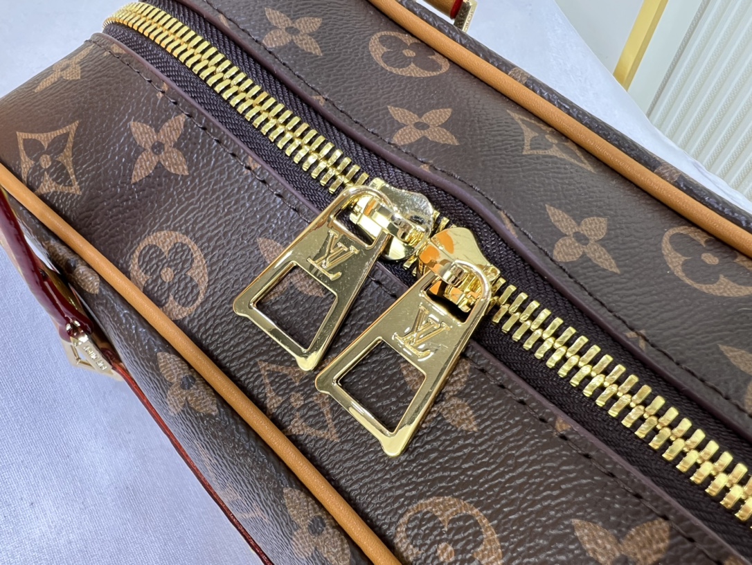 300 M46313 M46321 本款2022中古包 中号 开口笑 方盒子 LV Vintage中古款老花开口笑腋下包