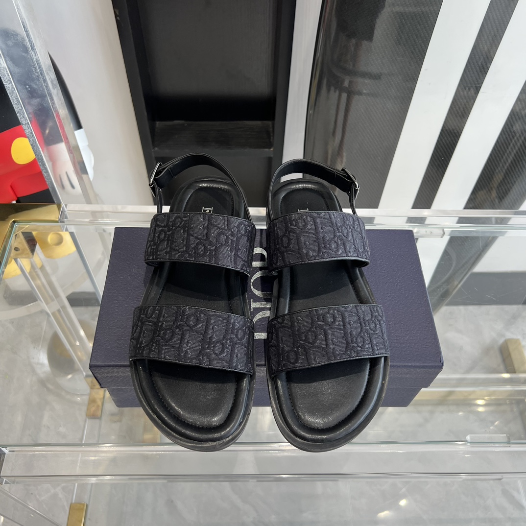 Dior Dior 新款 沙滩凉拖鞋 男款 开发 所有细节都和 一致