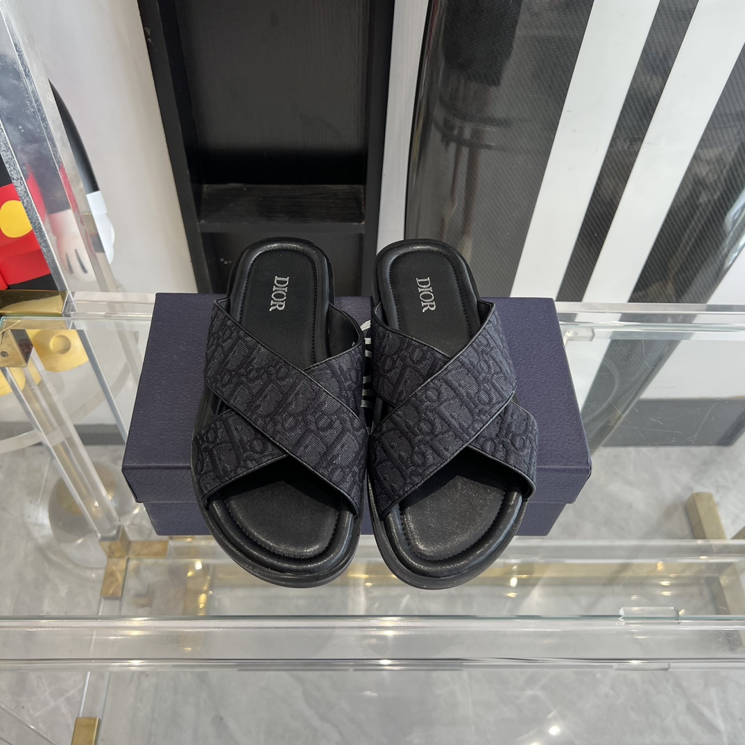 Dior Dior 新款 沙滩凉拖鞋 男款 开发 所有细节都和 一致