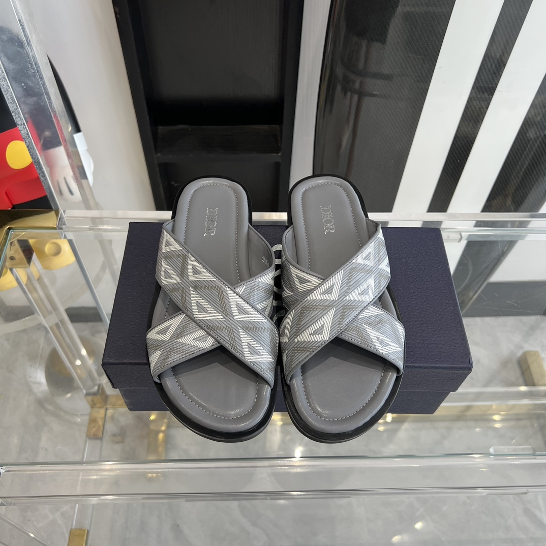 Dior Dior 新款 沙滩凉拖鞋 男款 开发 所有细节都和 一致