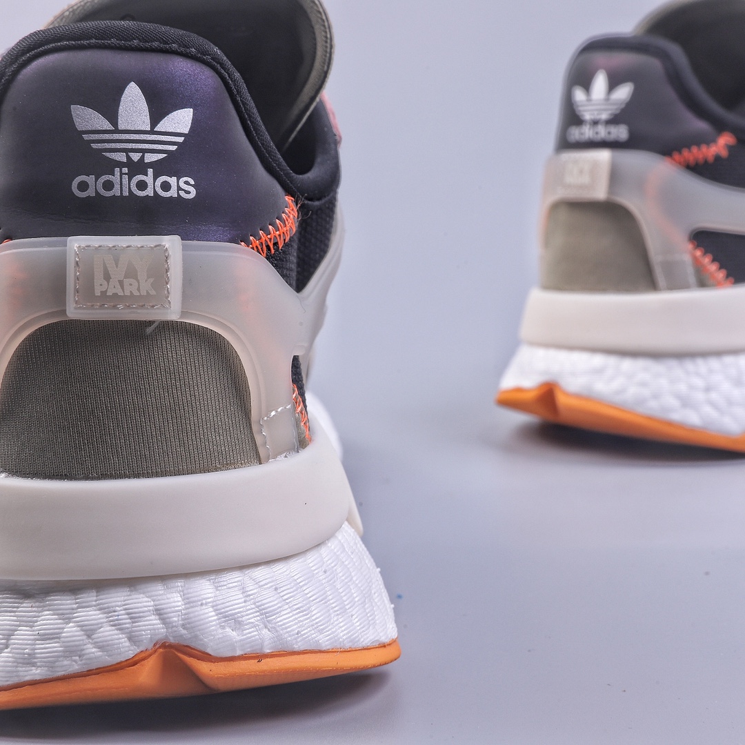 200 Adidas adidas 三叶草 NITE JOGGER 经典运动跑鞋ID5102