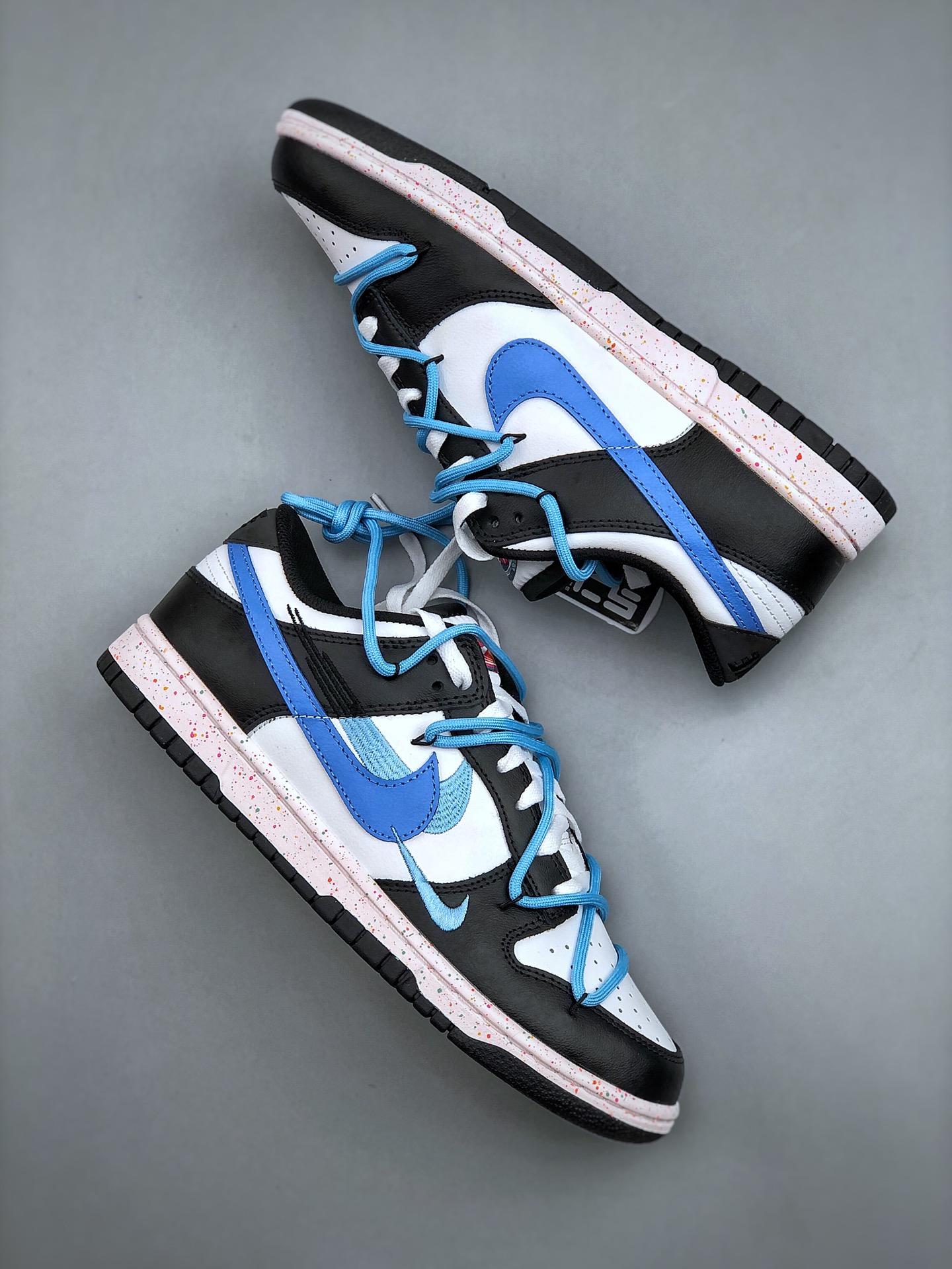 运动板鞋, 板鞋, Nike Dunk Low Multi-Color Swoosh, Nike Dunk Low, FD4623-137 - 耐克 Nike Dunk Low Multi-Color Swoosh 活力三勾 海盐蓝 防滑耐磨 低帮 休闲运动板鞋 女款 黑白蓝 FD4623-137