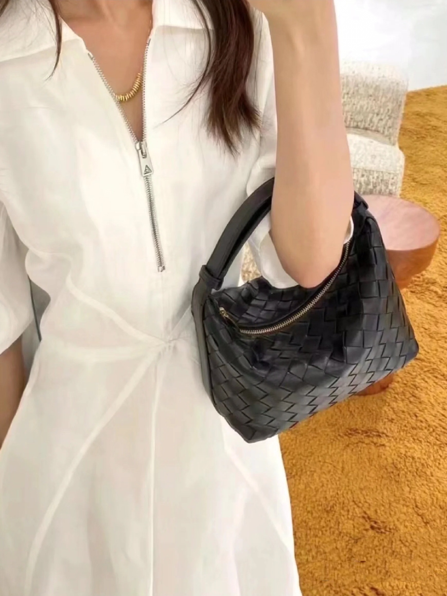 Bottega Veneta Product _dl8qfCjvUm8Li3kqQOSK17UHTHDdaLGzWRNcoZg