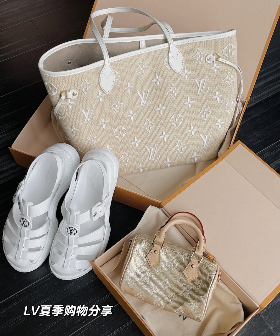 Louis Vuitton LV Neverfull Bags Handbags for sale cheap now
 White Weave Summer Collection M22839