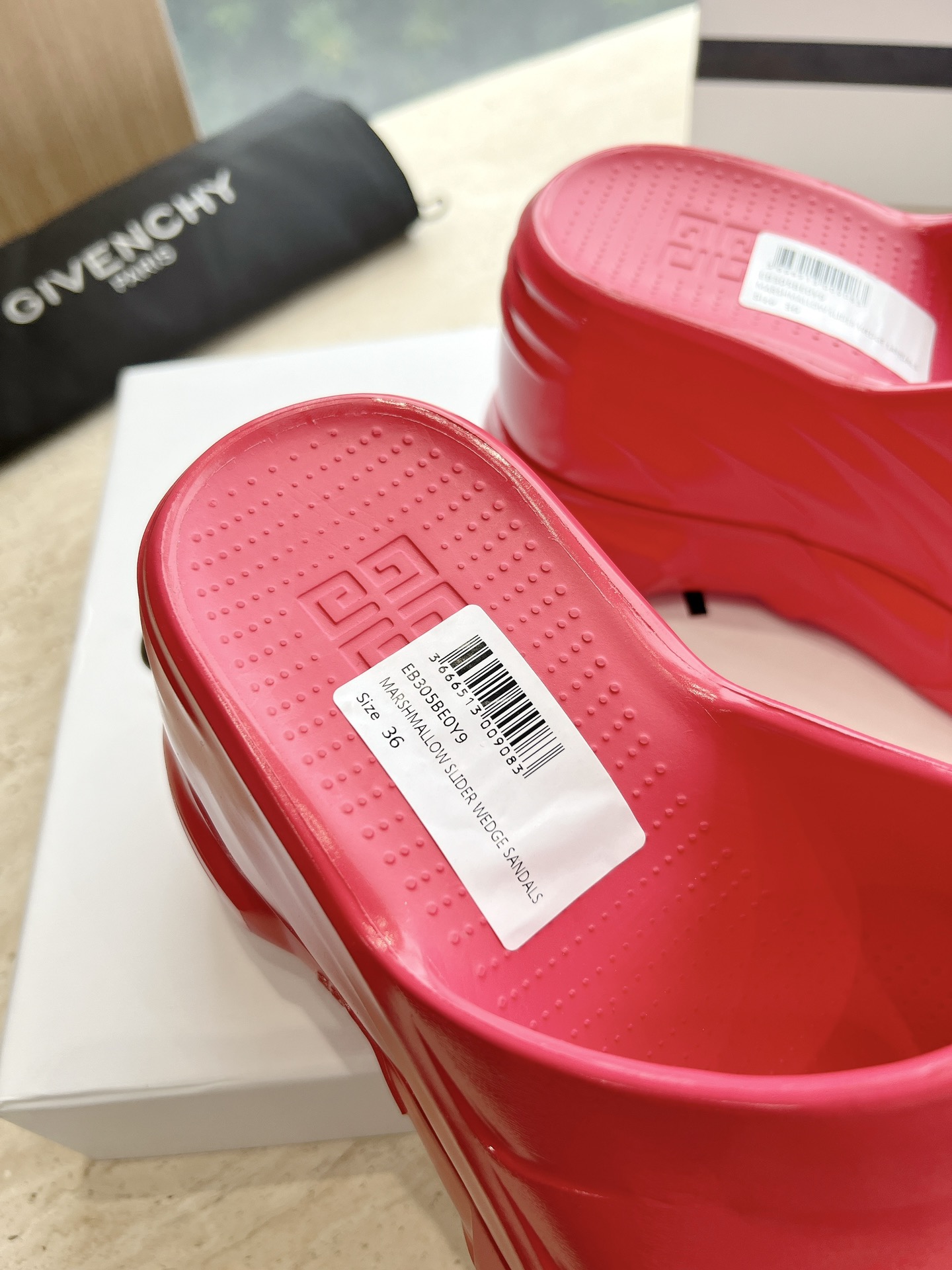 Givenchy Marshmallow Shoes: Trendy Style with Imported Materials and Original Design - 图片 7