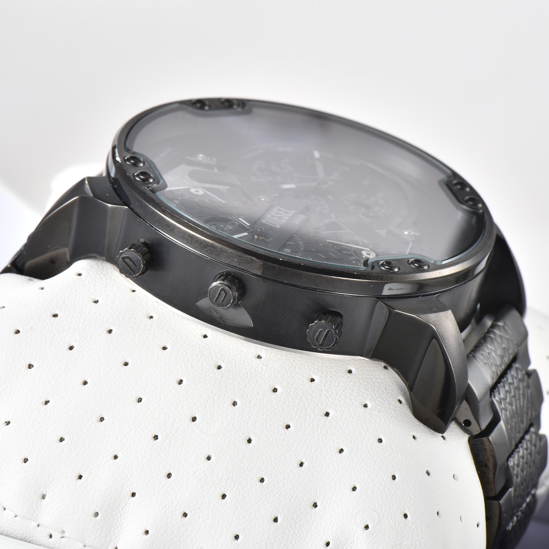 “DIESEL DZ7468 Watch: Capricorn Quartz Core, Zirconium Steel, Reinforced Glass” - 图片 5