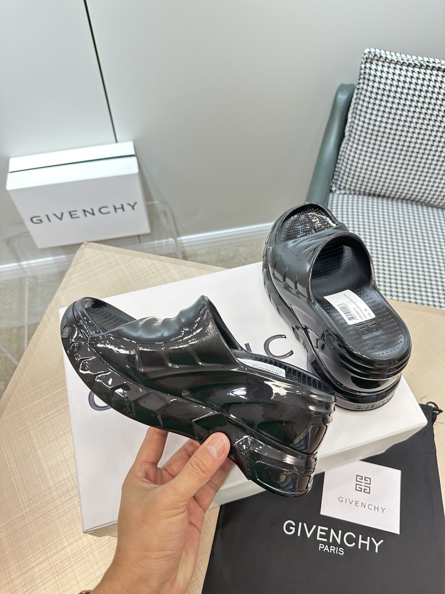 Givenchy纪梵希23vs春夏爆