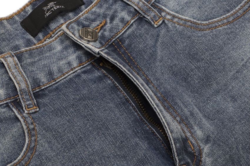 Arc’teryx Overlapping Letters Leisure Jeans: Quality Foreign Trade Factory Products (Sizes 28-36) - 图片 3