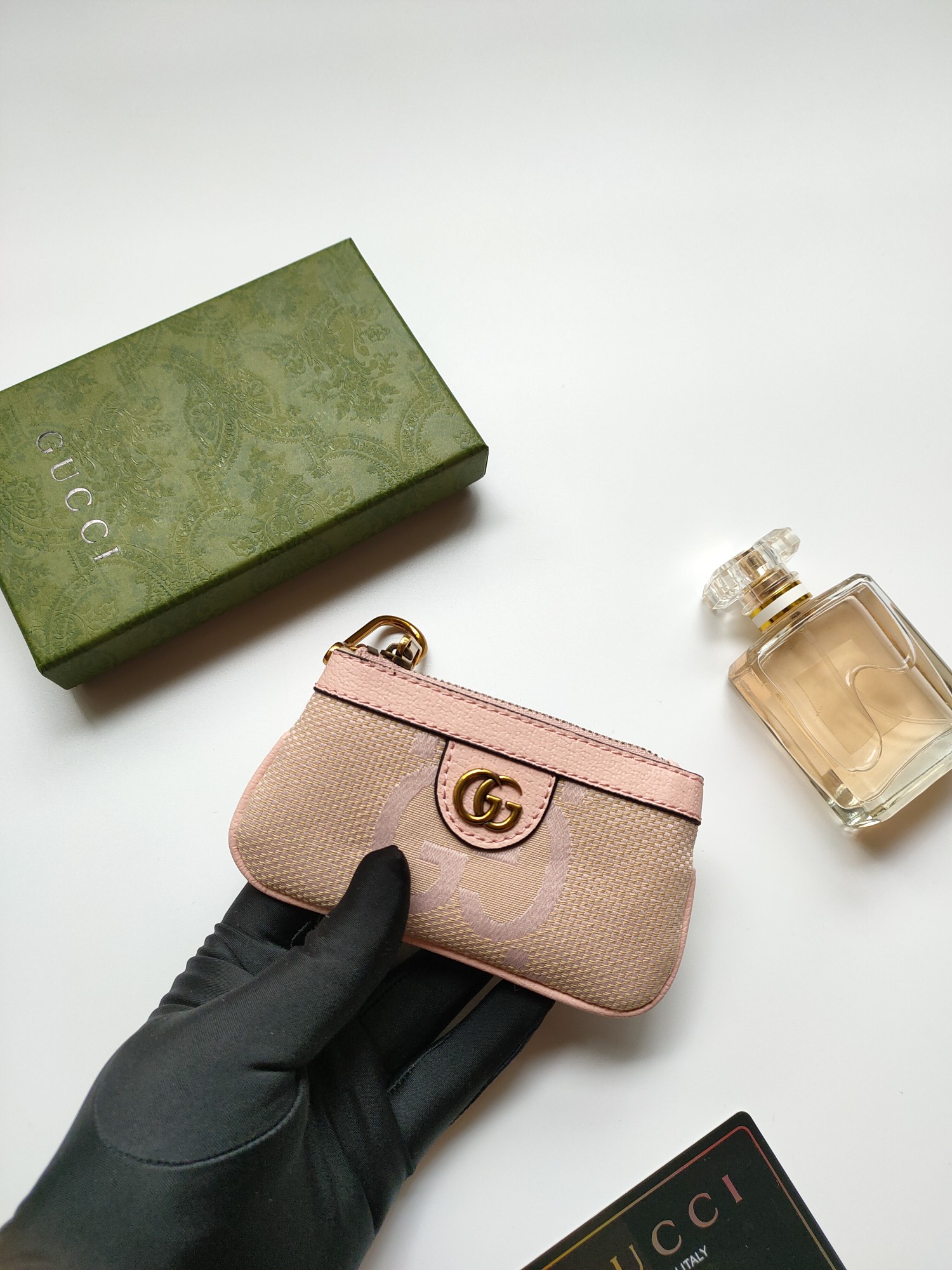 Gucci 小財布 - 大字布料と古銅双G金具の洗練されたデザイン