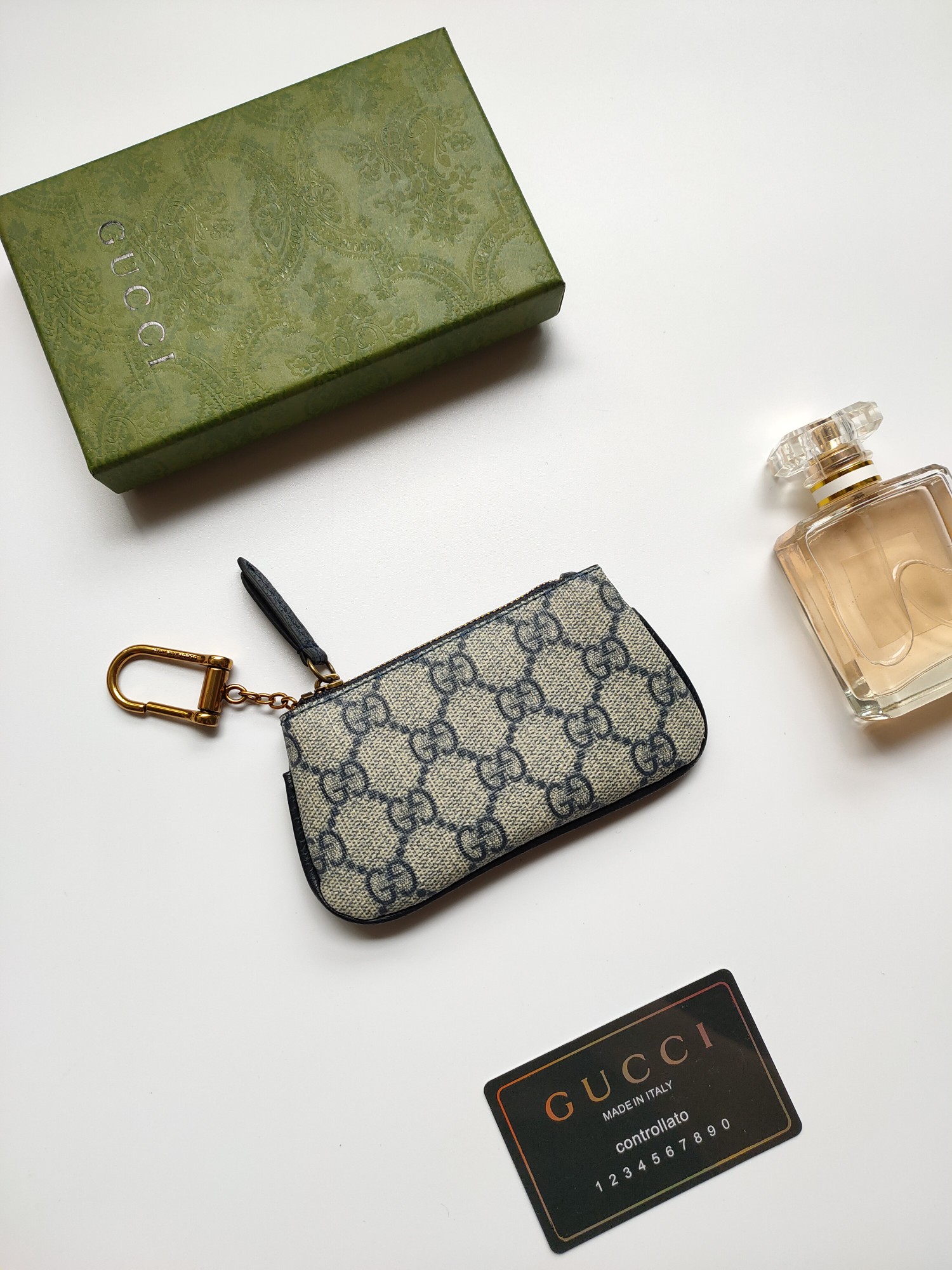 Gucci小零钱包 - 高級帆布と古銅五金の洗練されたデザイン