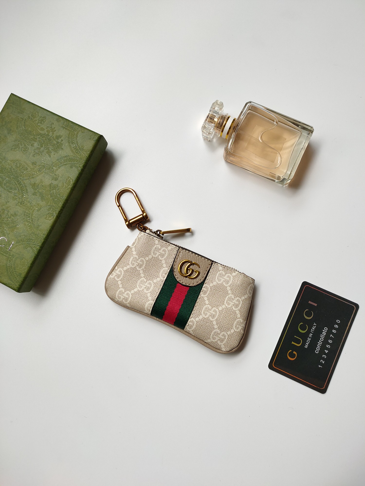 Gucci 小銭入れ 財布 - スタイリッシュな帆布素材とダブルG金具