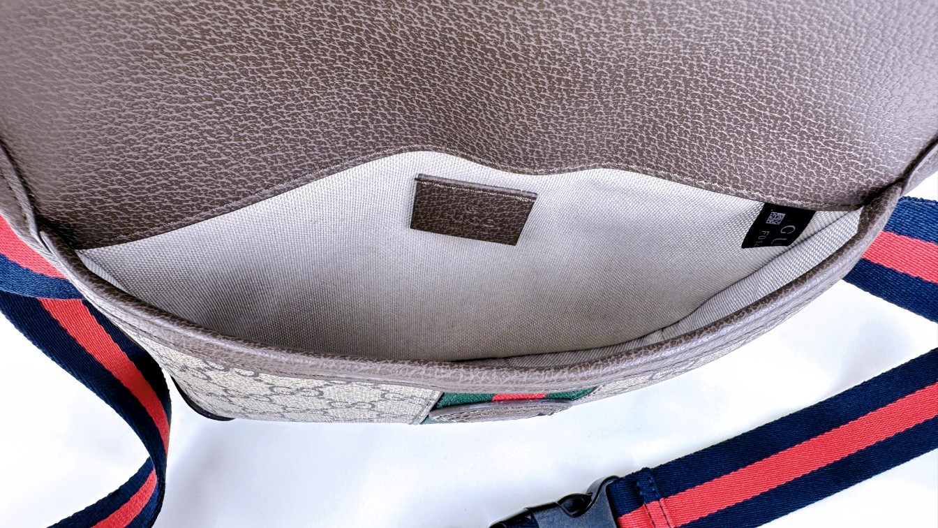 Gucci Ophidia GG小号腰包 - 現代と伝統が融合したデザイン