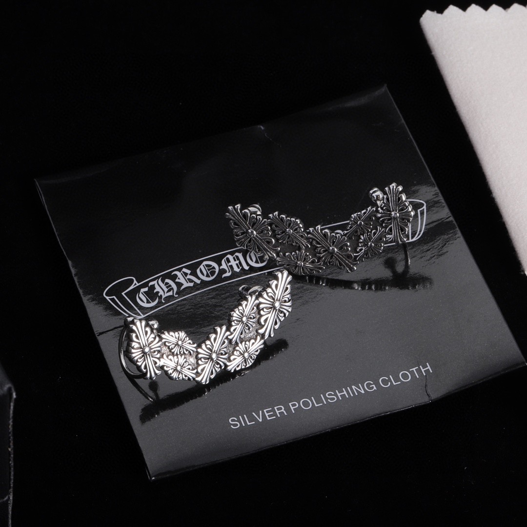 크롬하츠 귀걸이 124657 Chrome Hearts Earrings 썸네일 이미지
