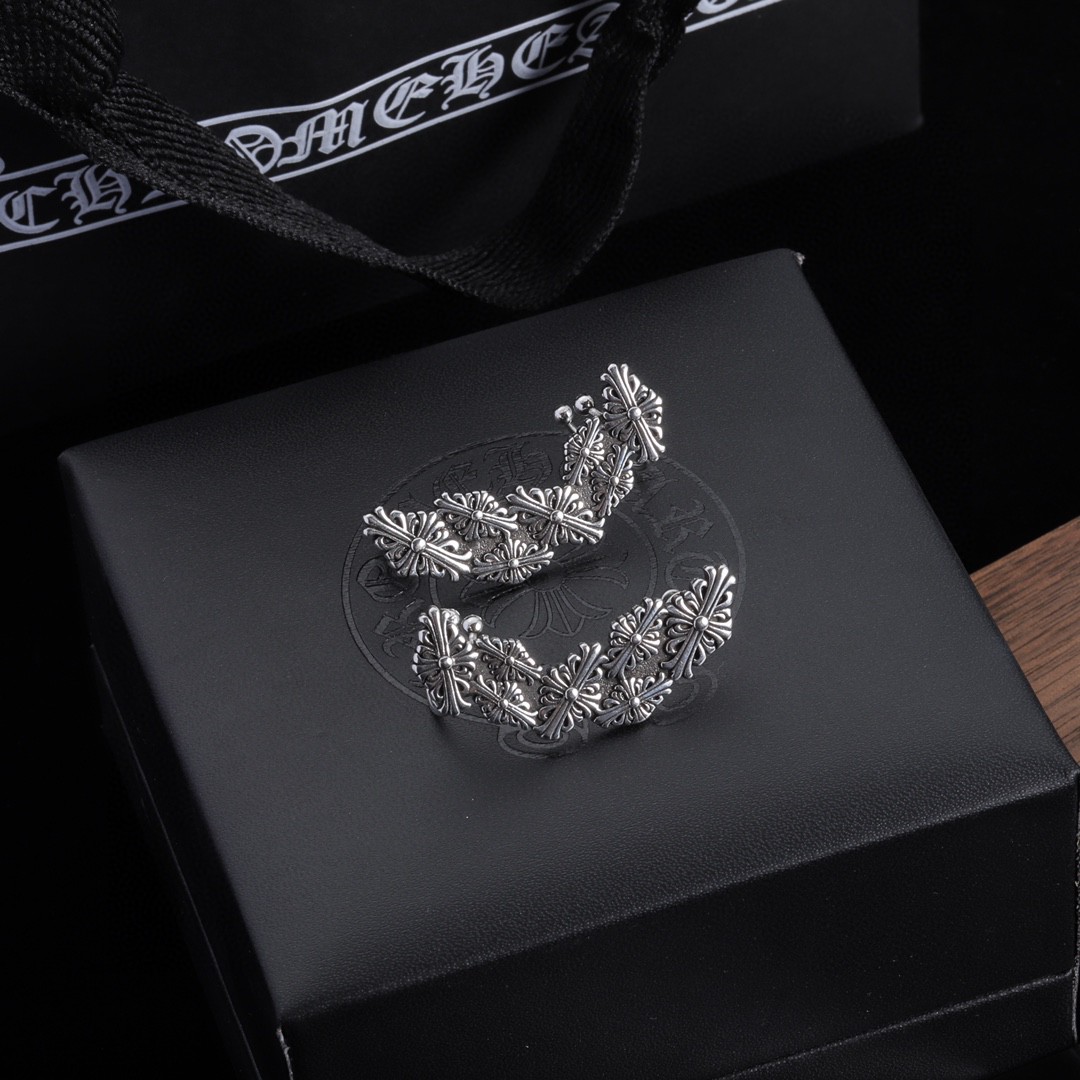 크롬하츠 귀걸이 124657 Chrome Hearts Earrings 썸네일 이미지