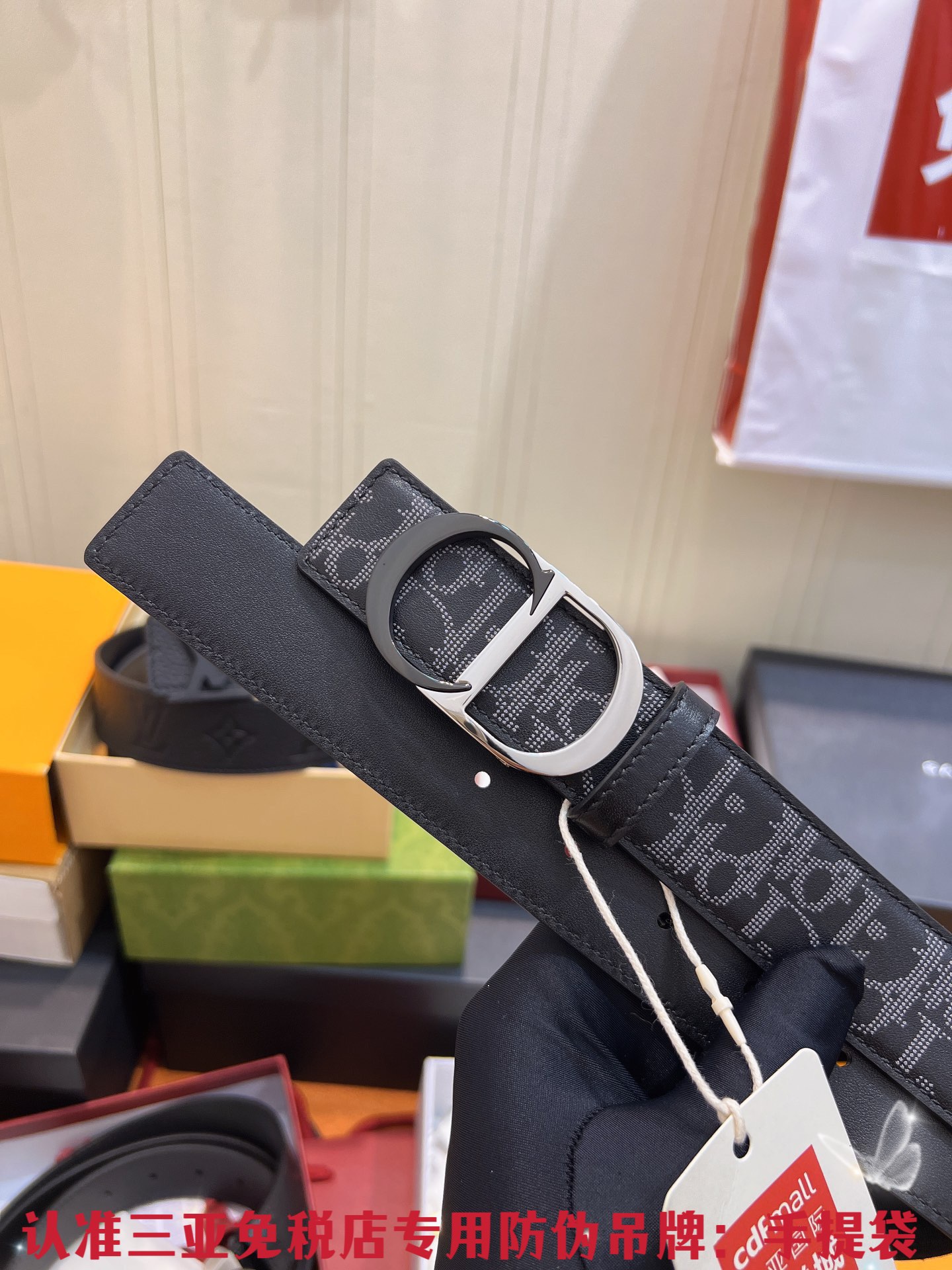 Dior 发货 礼盒 迪奥dior𝟑.𝟓𝐜𝐦宽度 双面 进口头层牛皮单面花 双面可使用
