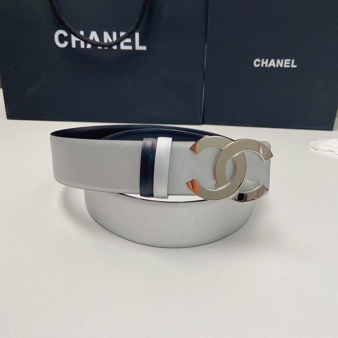 小香4.0Cm双面小牛皮与精品贵金属