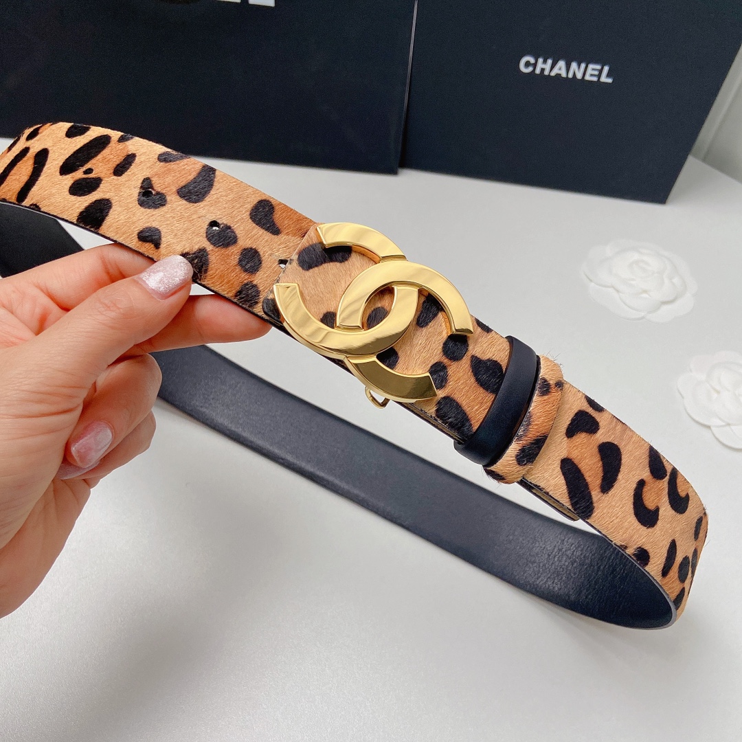 小香4.0Cm双面小牛皮与精品贵金属