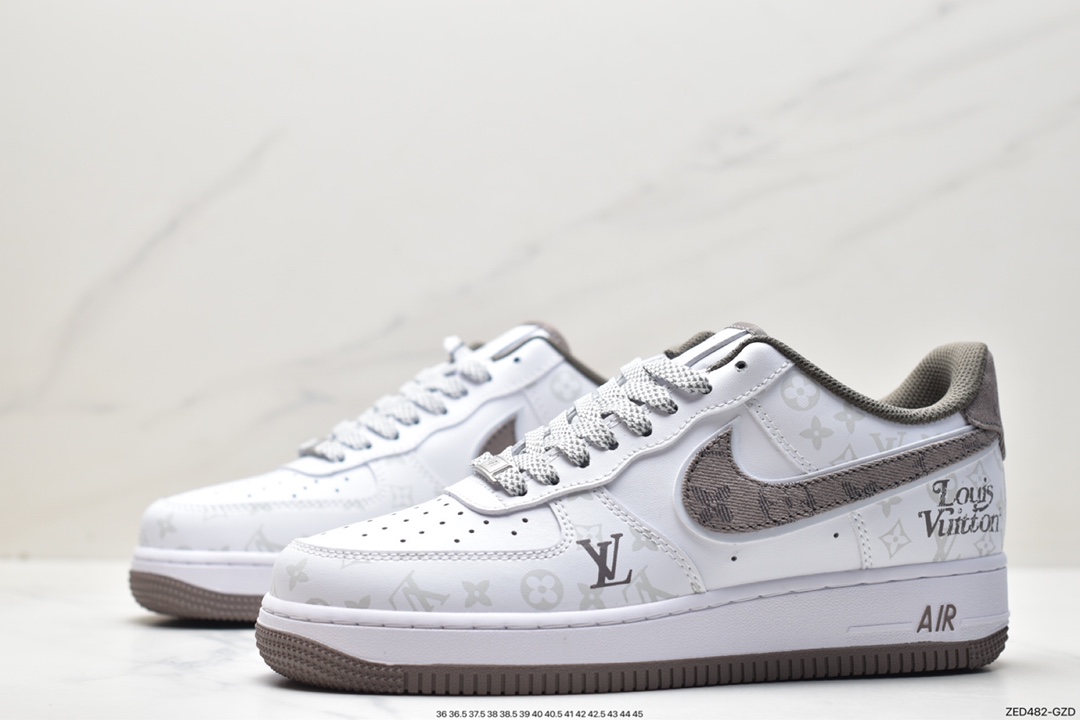 Air Force 1 '07 LV8 Air Force 1 adopts an overall look of Tool Gray CV0670-300