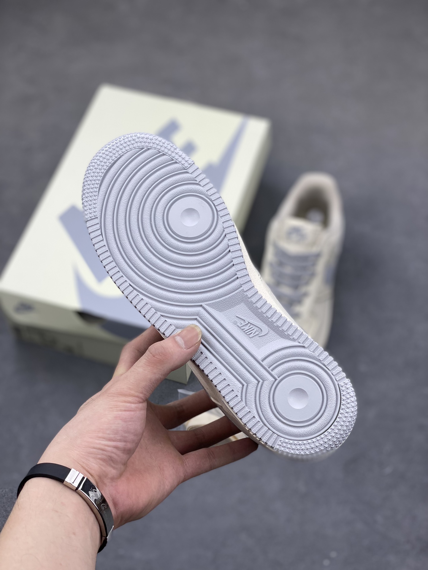 Nike Air Force 1 Low '07 Canvas Sneaker - Light Bone/Grey 7 i1687199788 3129 5