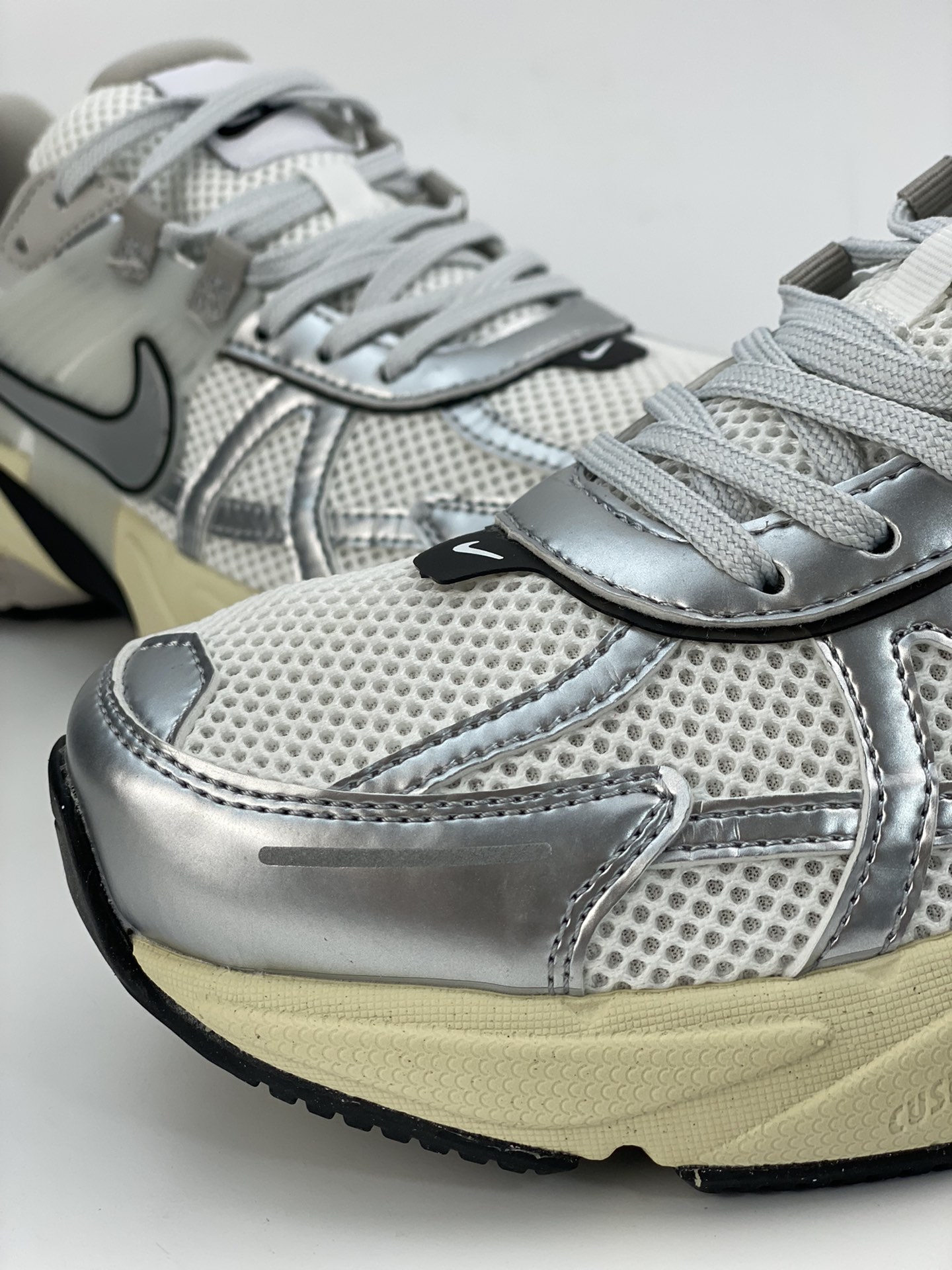 NIKE V2K Runtekk silver shock-absorbing anti-slip retro low-top running shoes FD0736-100