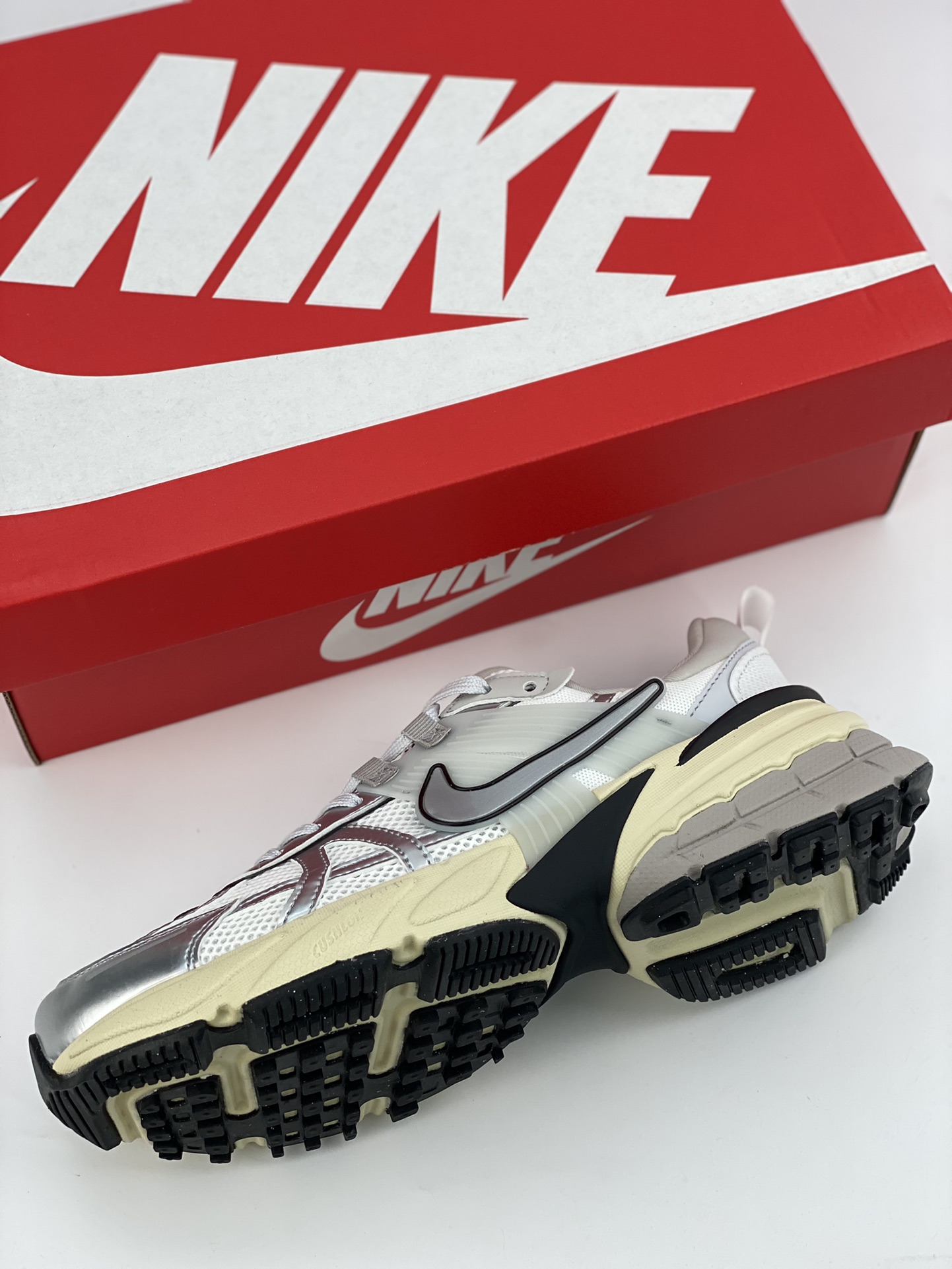 NIKE V2K Runtekk silver shock-absorbing anti-slip retro low-top running shoes FD0736-100