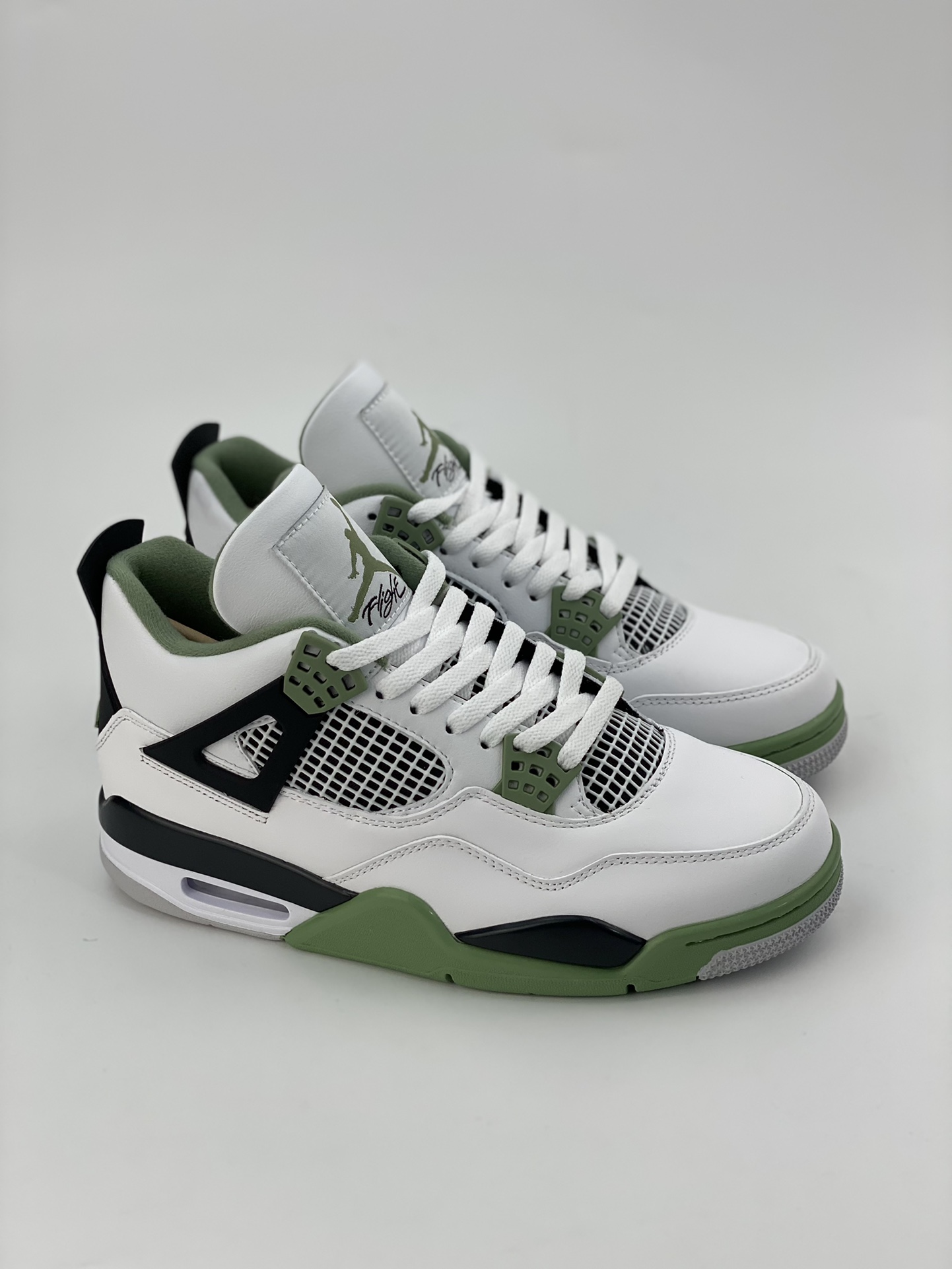 Nike Air Jordan 4 Retro ”Oil Green/Seafoam” Sage AQ9129-103