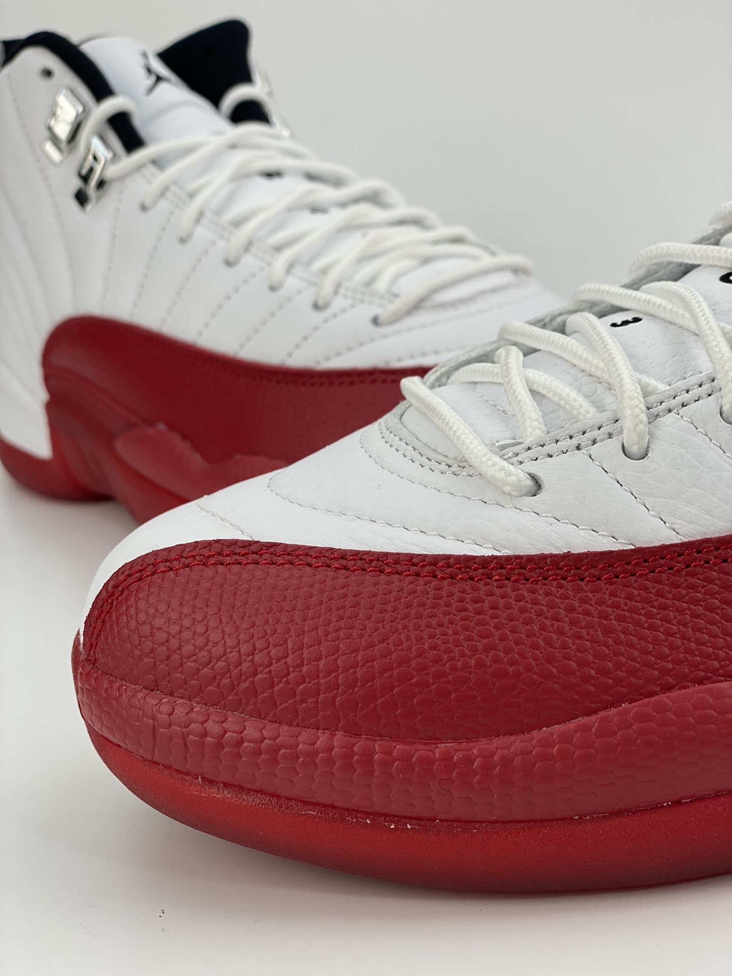 Jordan AJ12 ”Cherry” white and red cherry Air Jordan 12 AJ12 Joe 12 men's cultural basketball shoes CT8013-116 produced by pure original factory