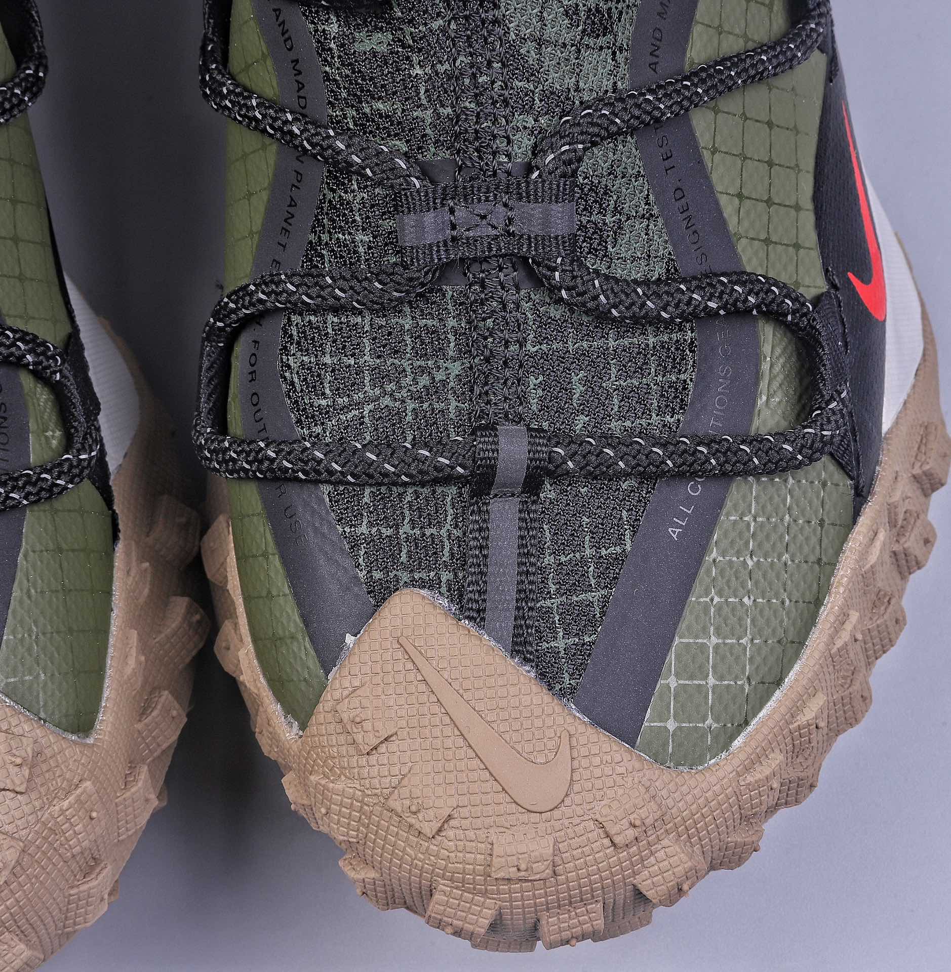 200 Nike ACG Mountain Fly Low GTX SE 户外登山运动鞋 DO9334-300