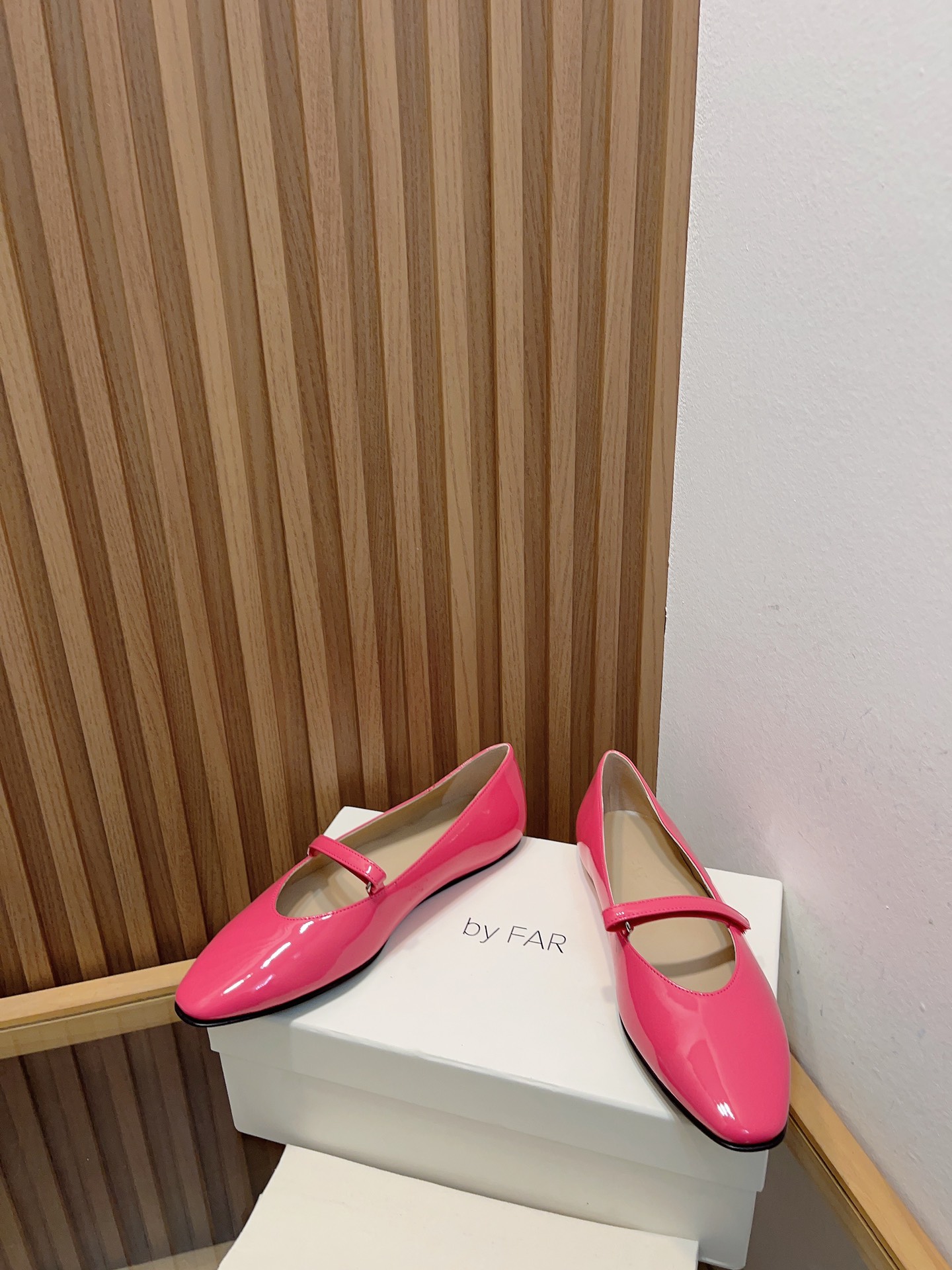2023 Classic Mary’s Single Shoes: Almond-Shaped, Adjustable, Premium Materials, Elegant Simplicity - 图片 3