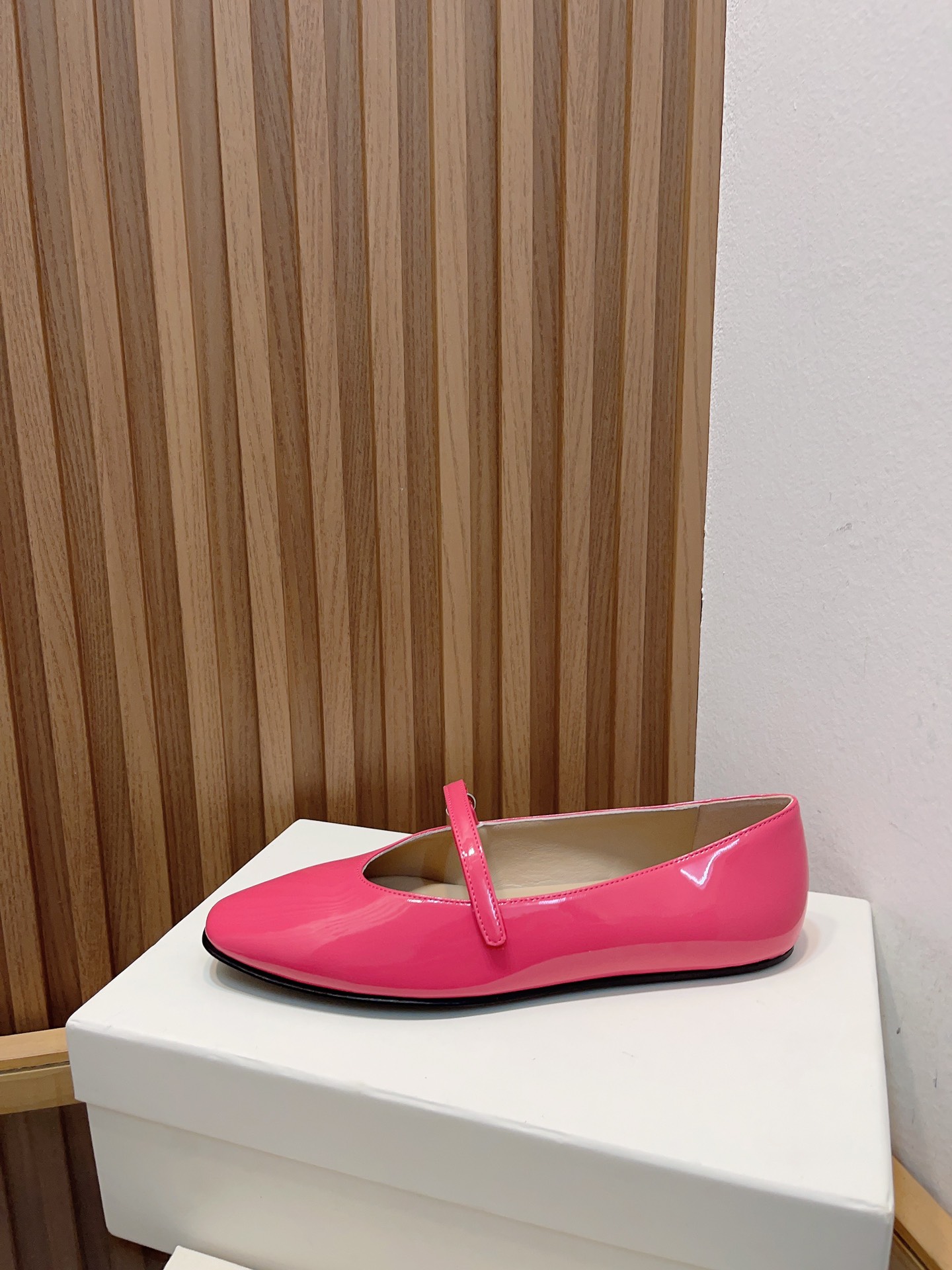 2023 Classic Mary’s Single Shoes: Almond-Shaped, Adjustable, Premium Materials, Elegant Simplicity - 图片 8