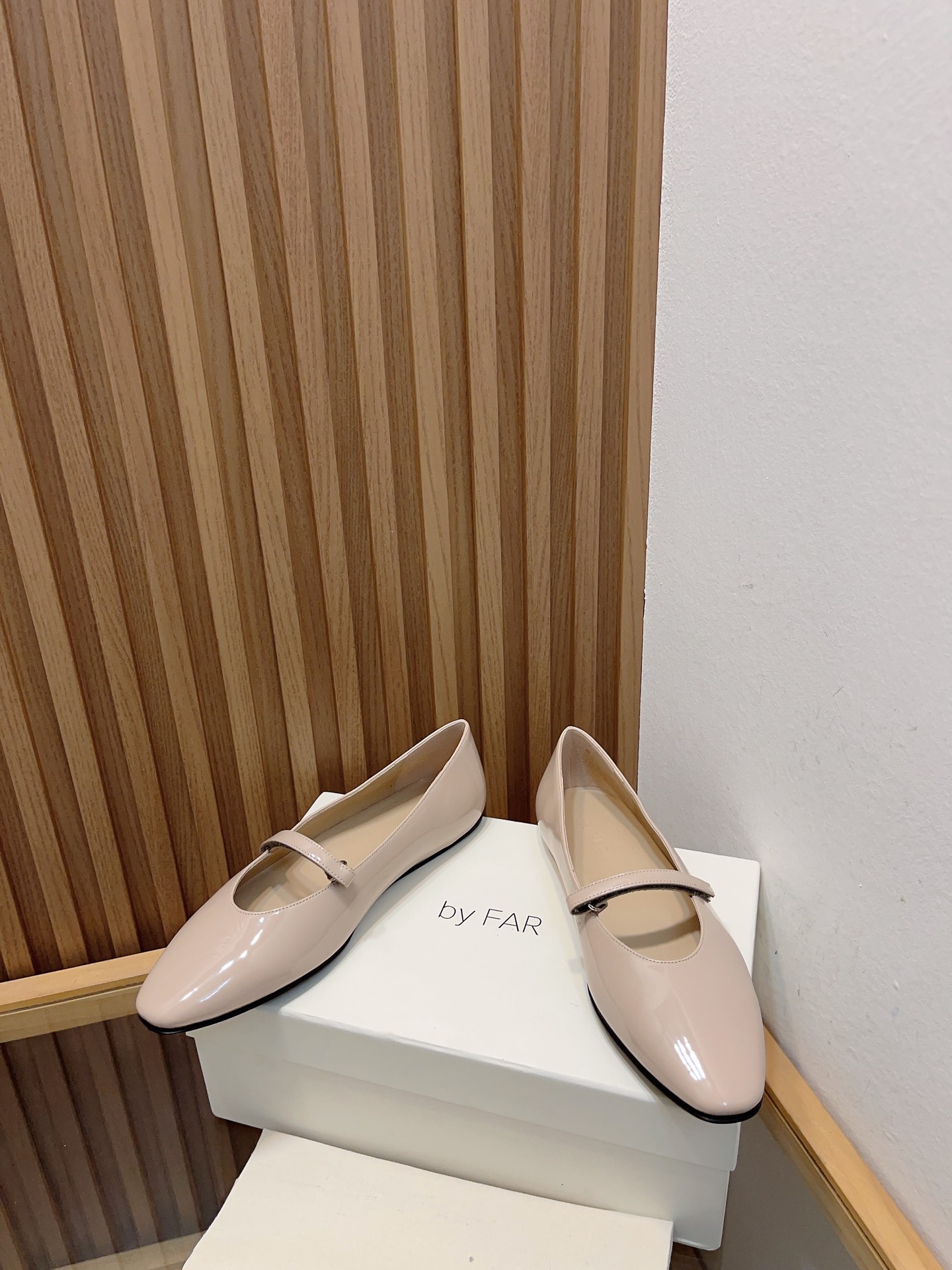 2023 Classic Mary’s Single Shoes: Simple Elegance with Quality Materials - 图片 3