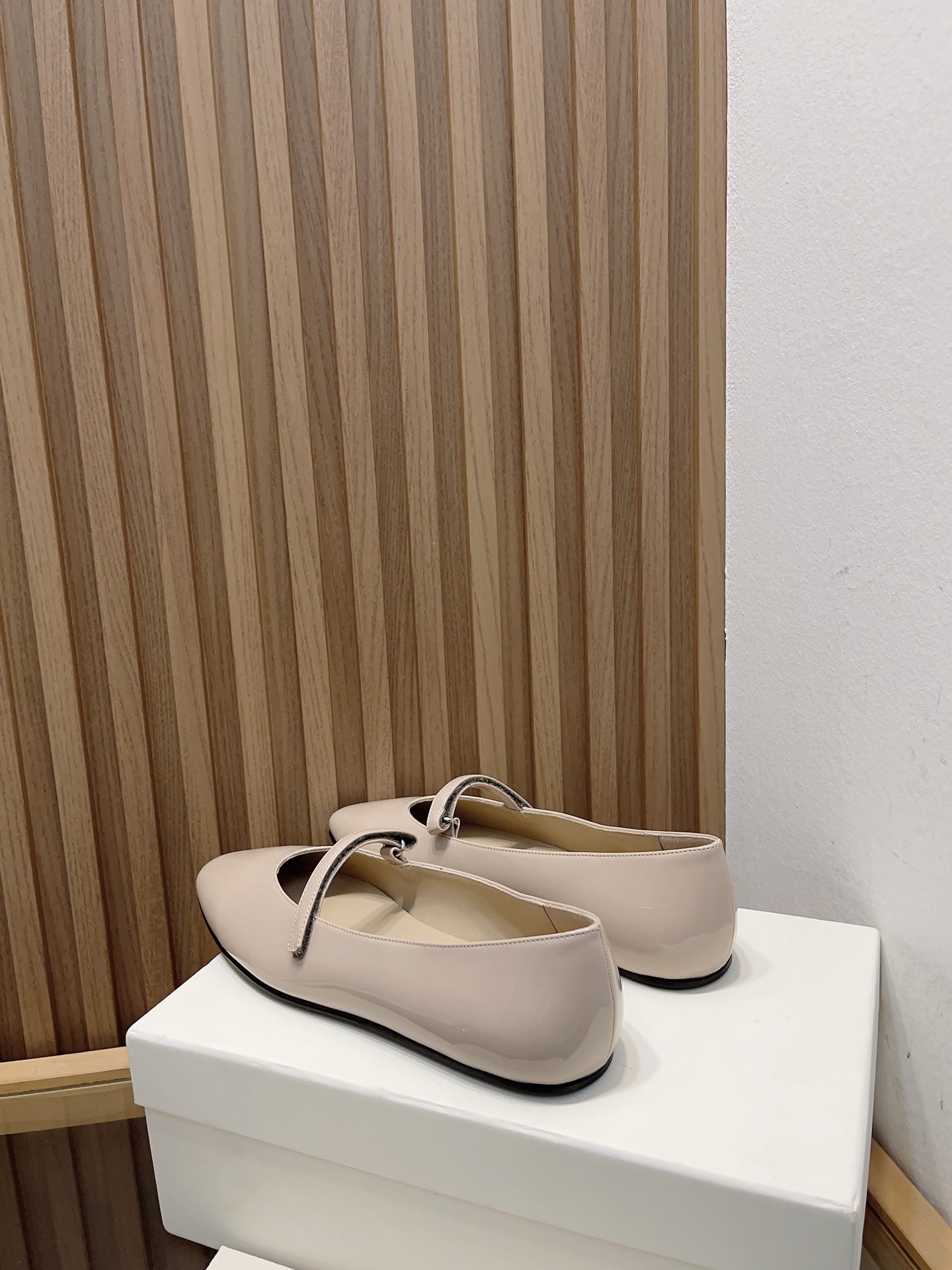 2023 Classic Mary’s Single Shoes: Simple Elegance with Quality Materials - 图片 5
