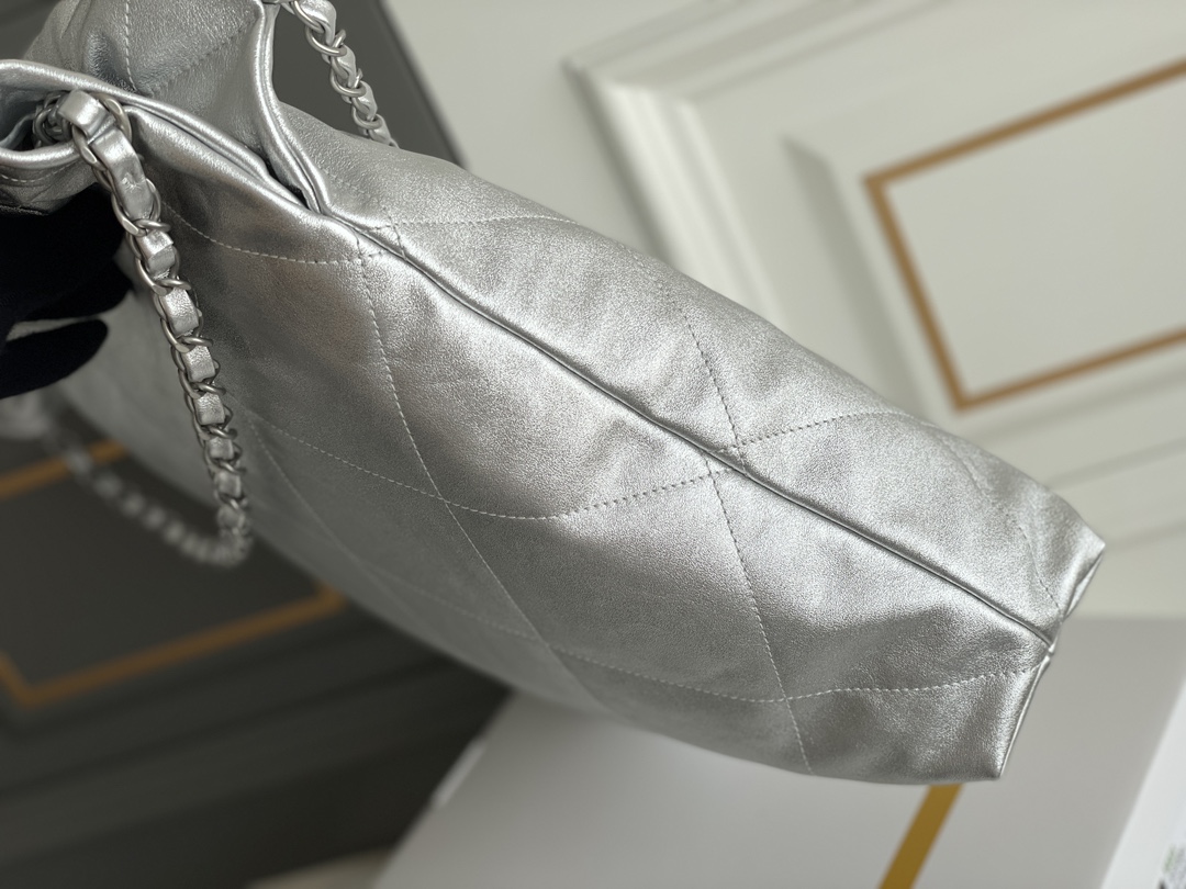 🌼现货 白金版▪️正品级 包装如图全新现货‼️超级火爆𝟮𝟮𝗕𝗮𝗴中号𝗖𝗵𝗮𝗻𝗲𝟭 𝟮𝟮包购物袋 𝟐𝟑𝐏新