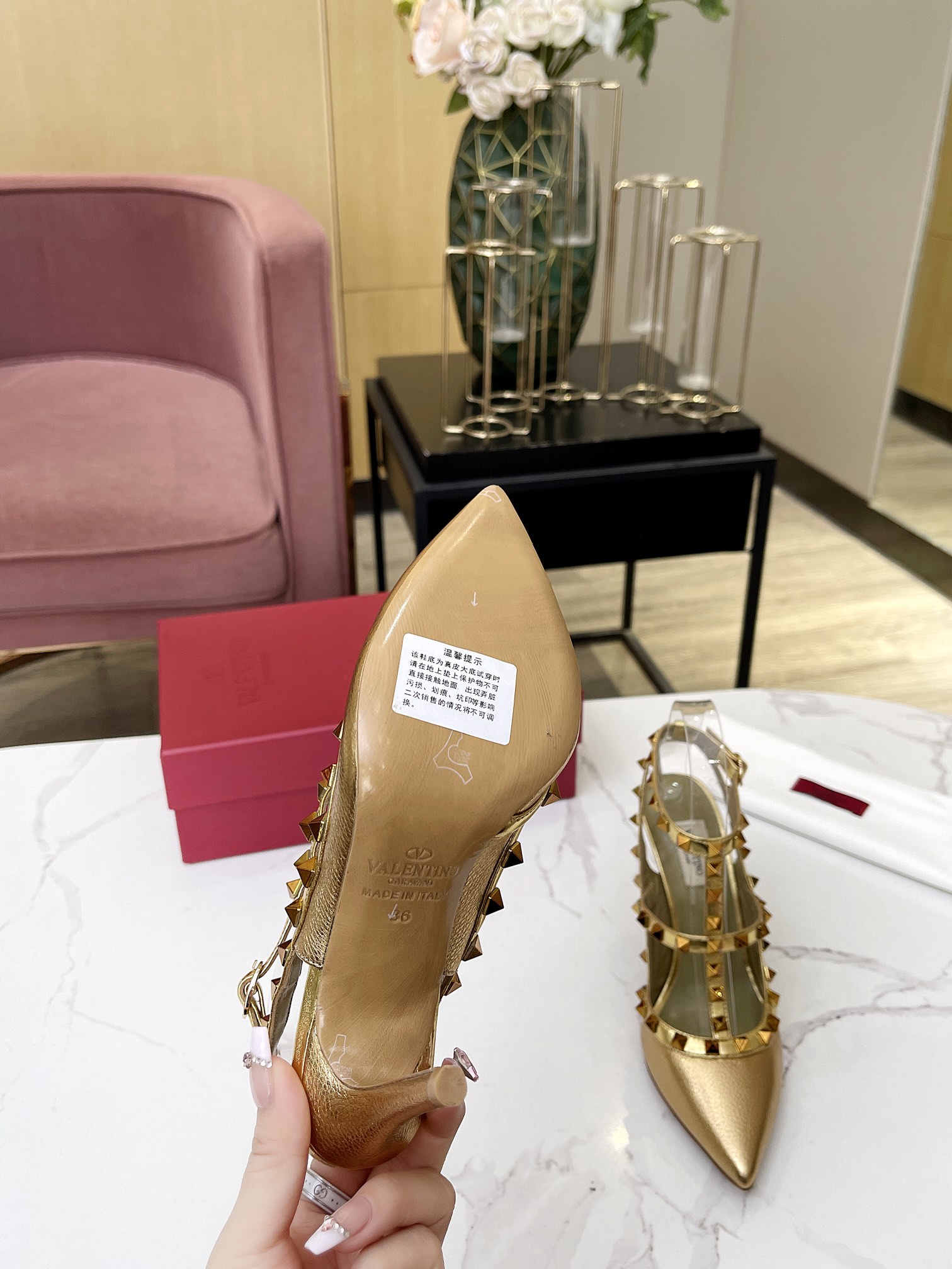 versión superior 𝑉𝐴𝐿𝐸𝑁𝑇𝐼𝑁𝑂 Valentino primavera/verano (nuevos colores) ¡Las mujeres de vuel