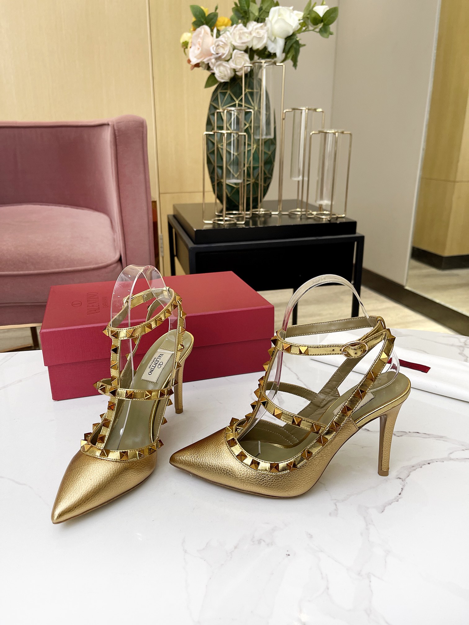versión superior 𝑉𝐴𝐿𝐸𝑁𝑇𝐼𝑁𝑂 Valentino primavera/verano (nuevos colores) ¡Las mujeres de vuel