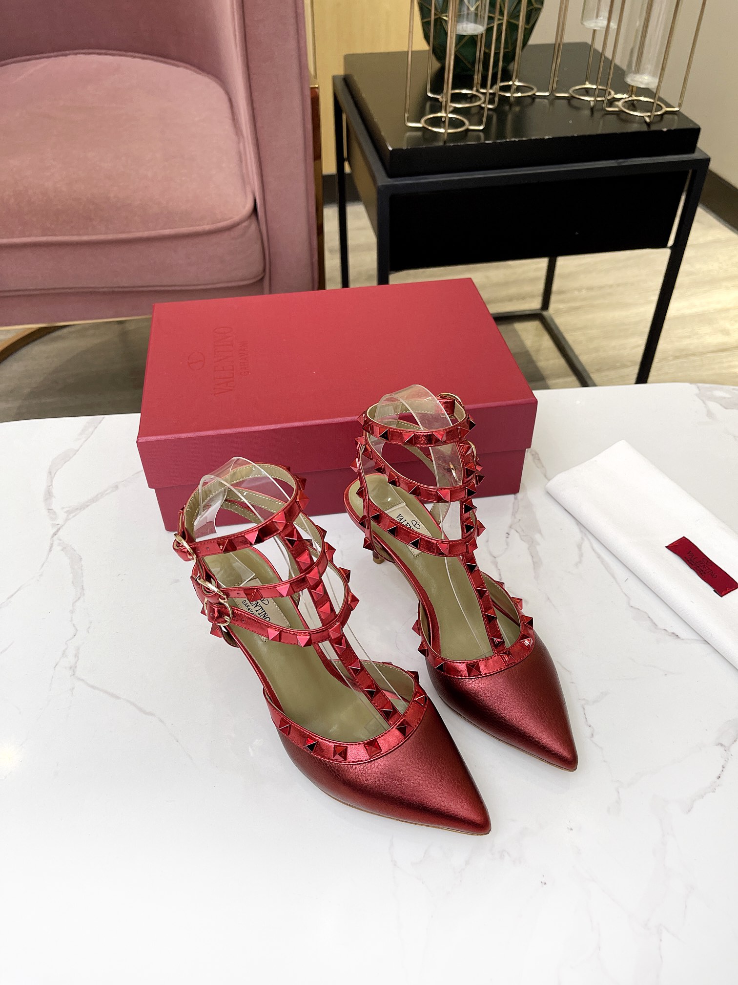 versión superior 𝑉𝐴𝐿𝐸𝑁𝑇𝐼𝑁𝑂 Valentino primavera/verano (nuevos colores) ¡Las mujeres de vuel