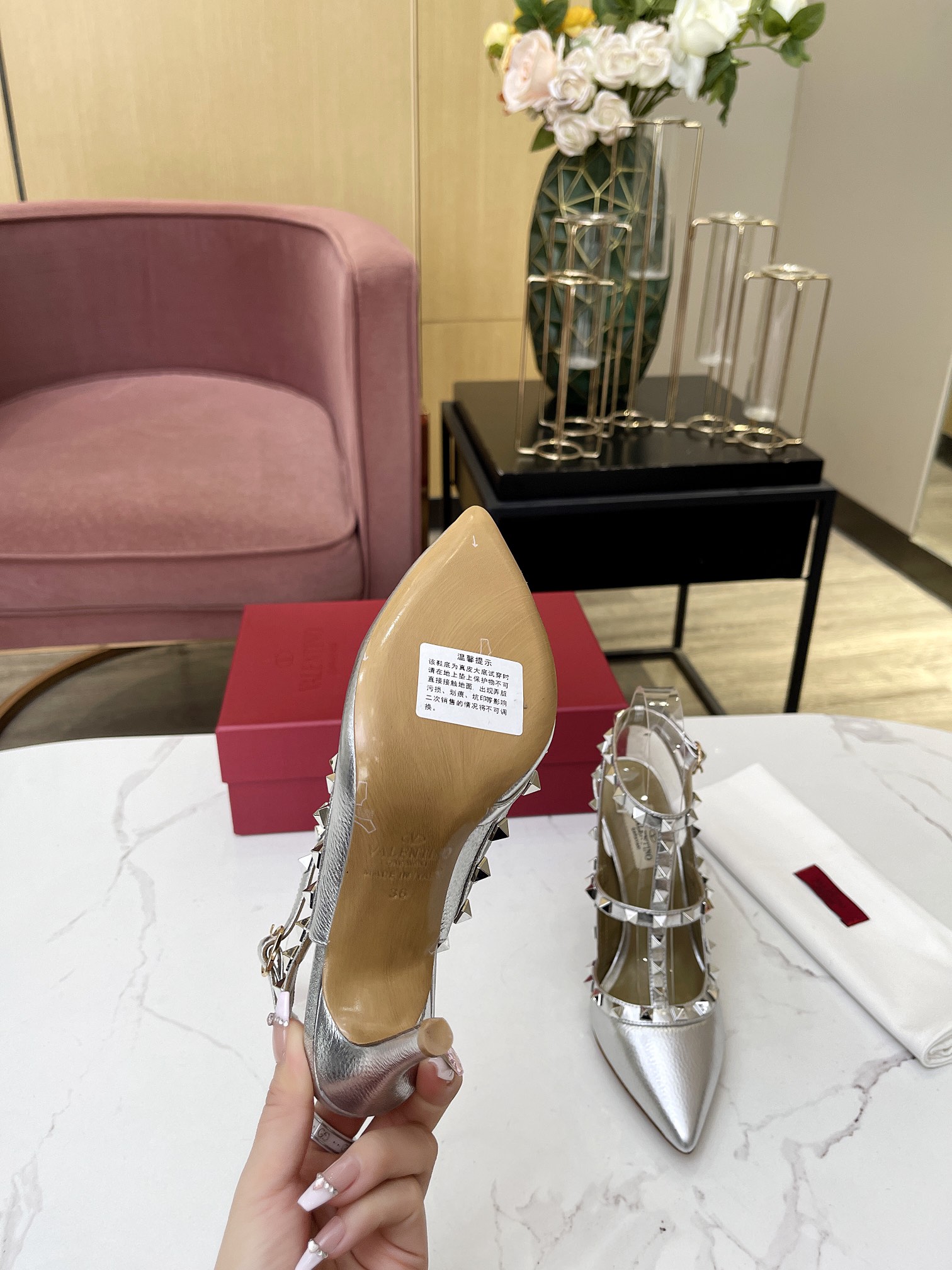 versión superior 𝑉𝐴𝐿𝐸𝑁𝑇𝐼𝑁𝑂 Valentino primavera/verano (nuevos colores) ¡Las mujeres de vuel