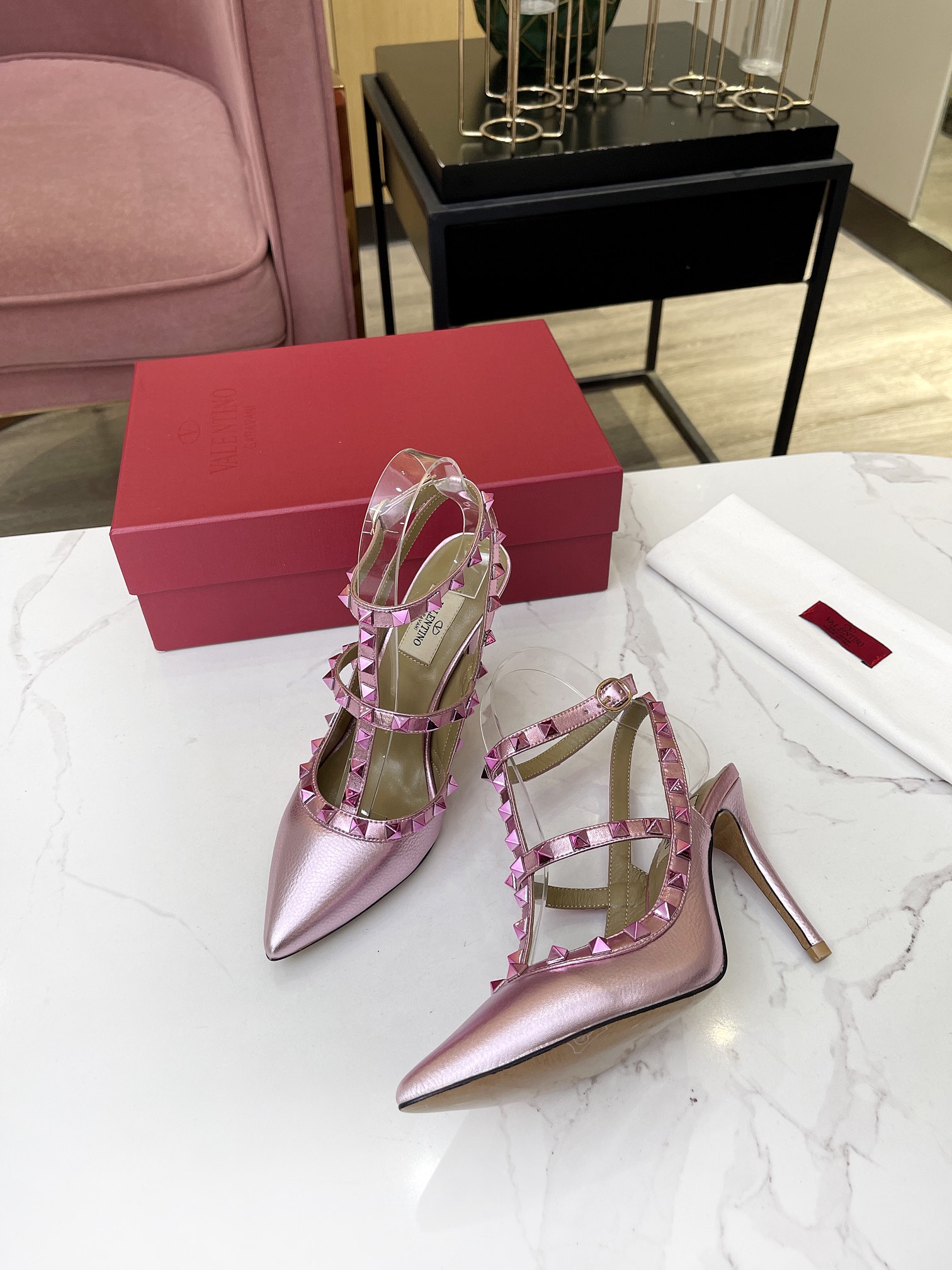 versión superior 𝑉𝐴𝐿𝐸𝑁𝑇𝐼𝑁𝑂 Valentino primavera/verano (nuevos colores) ¡Las mujeres de vuel