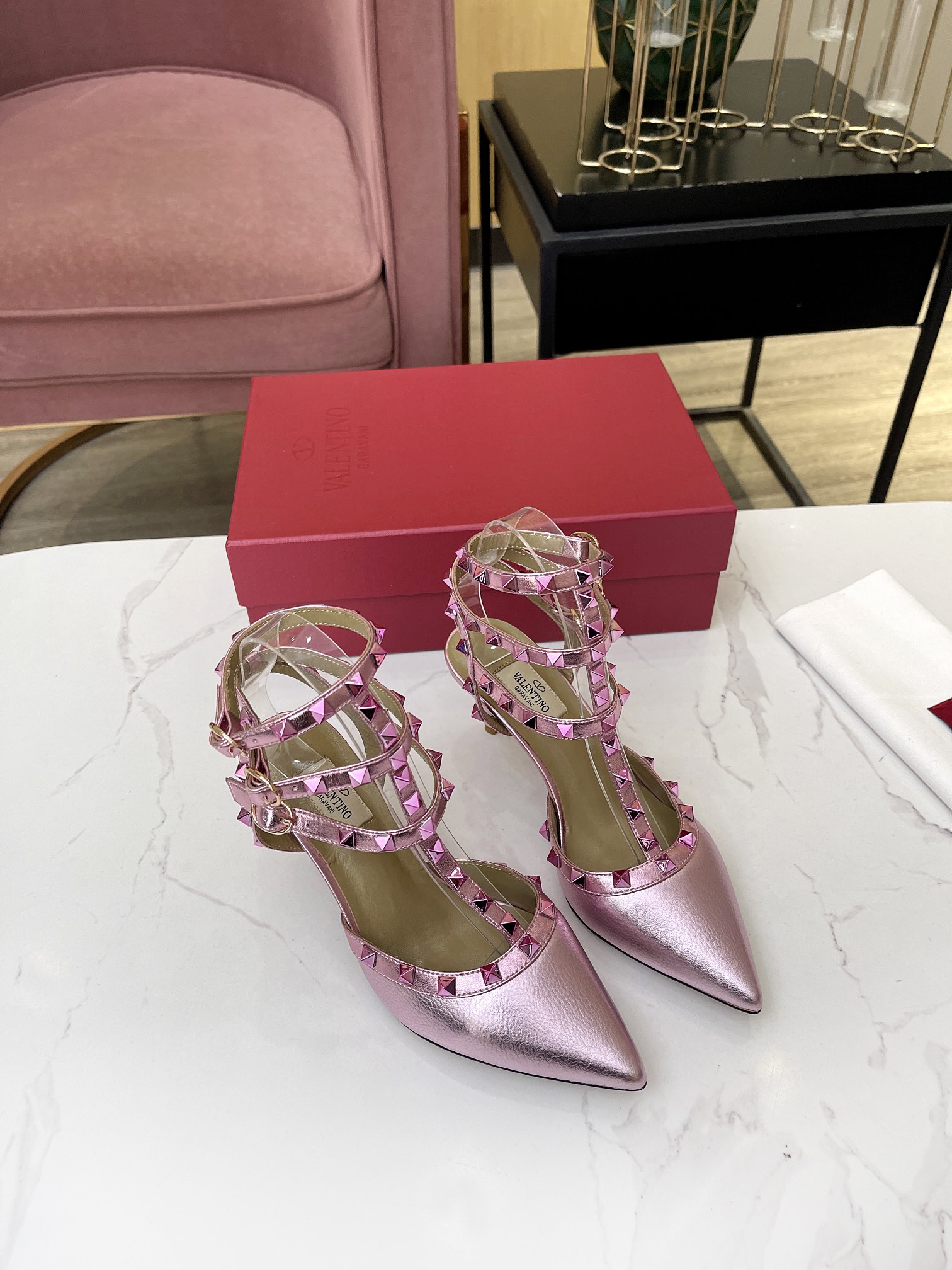 versión superior 𝑉𝐴𝐿𝐸𝑁𝑇𝐼𝑁𝑂 Valentino primavera/verano (nuevos colores) ¡Las mujeres de vuel