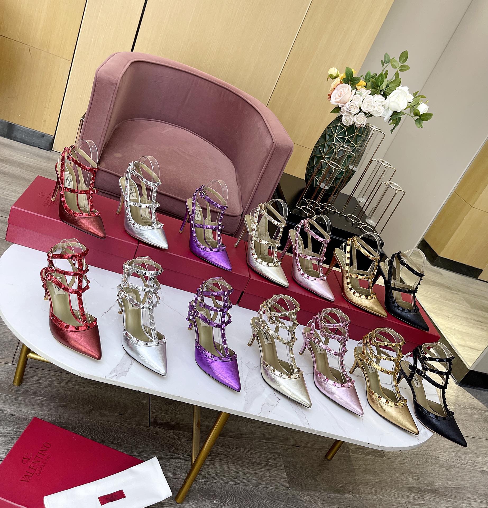 versión superior 𝑉𝐴𝐿𝐸𝑁𝑇𝐼𝑁𝑂 Valentino primavera/verano (nuevos colores) ¡Las mujeres de vuel