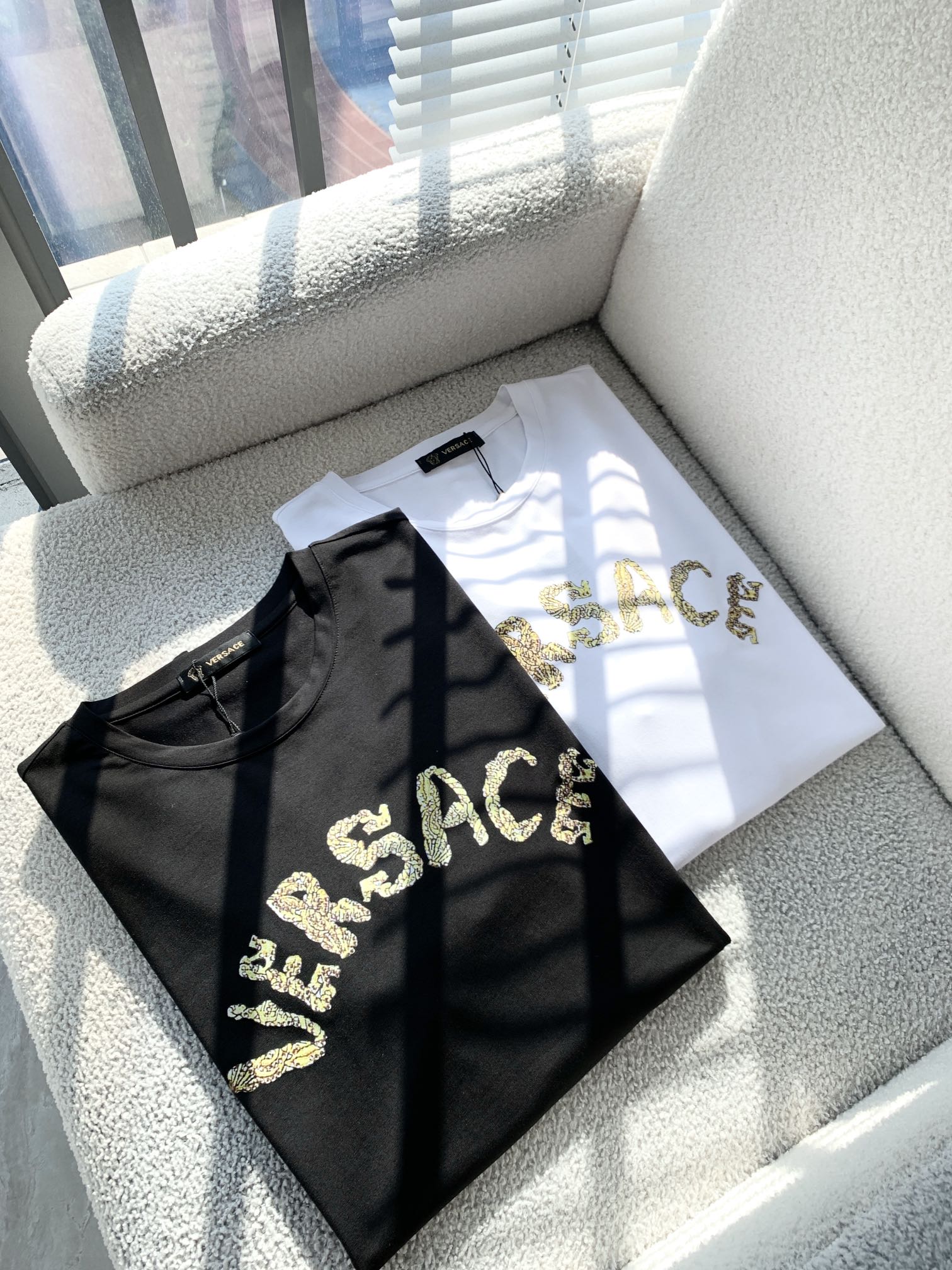 Versace Clothing T-Shirt Unisex Cotton Spring/Summer Collection Short Sleeve