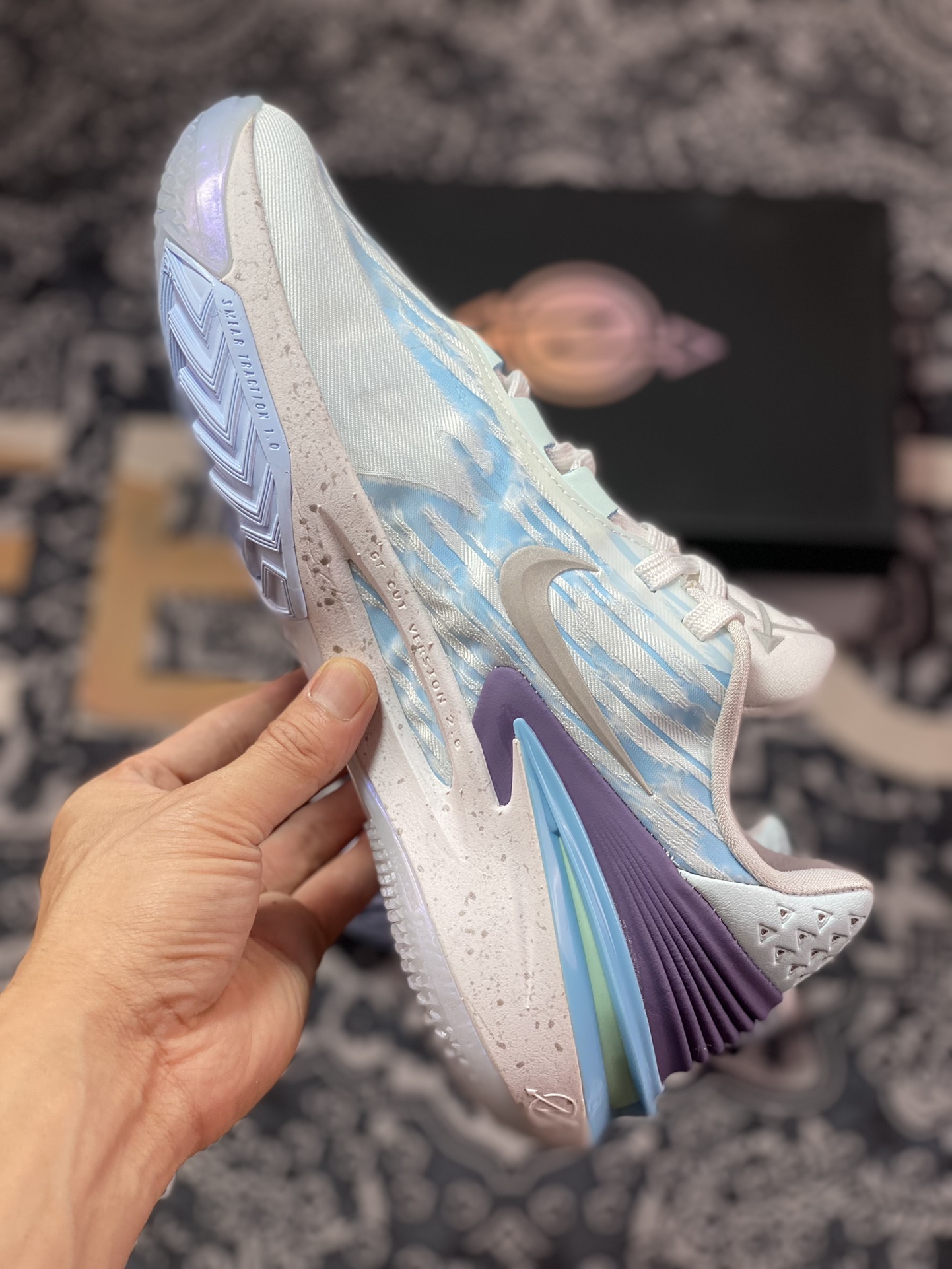 320 优选 原装级别 Nike Air Zoom GT Cut 2 二代缓震实战篮球鞋 FB1866-101