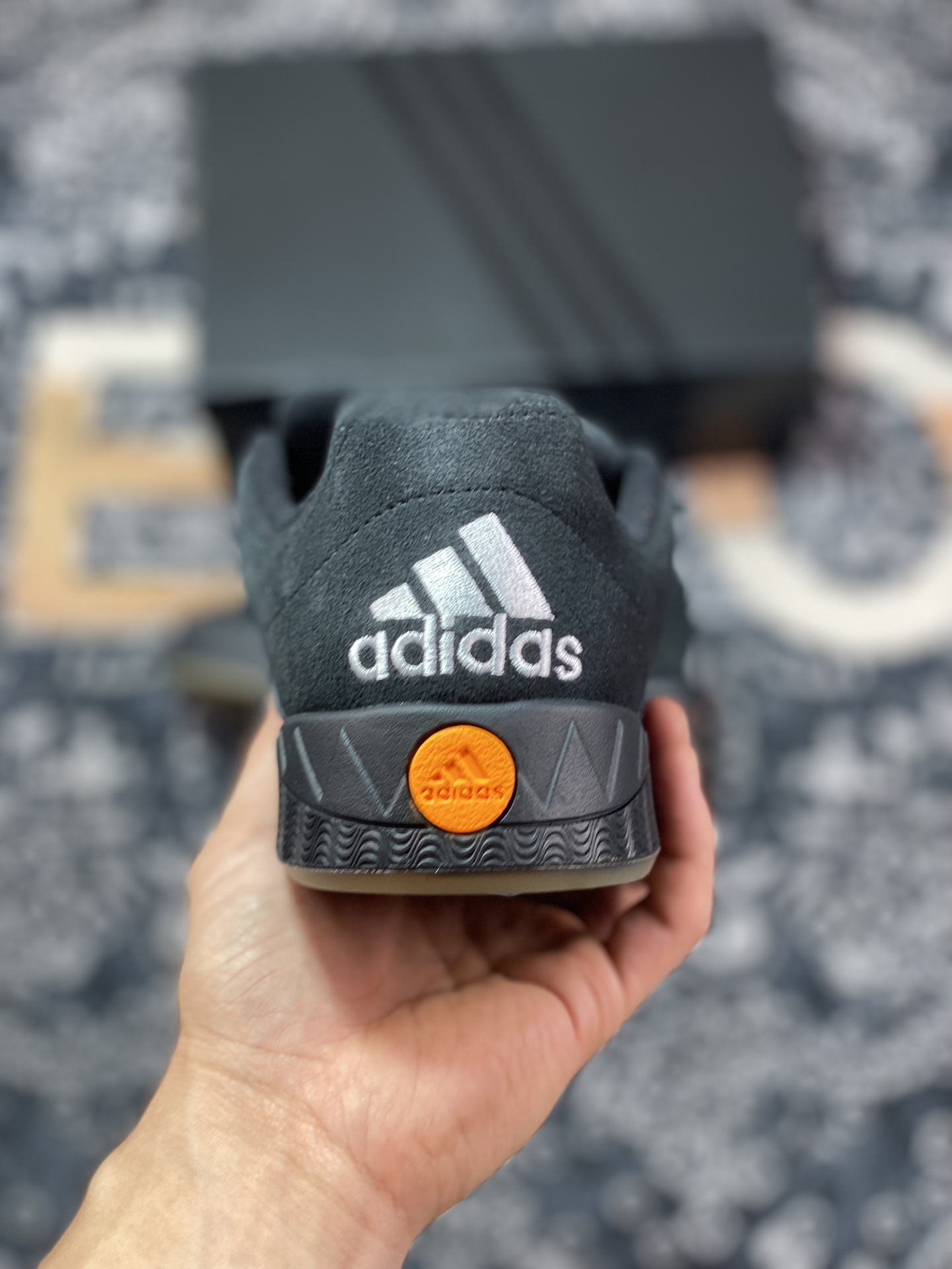 220 JamalSmith x Adidas Adimatic Low”Black/Orange“马蒂奇系列低帮板鞋“翻毛黑橙”GX8976