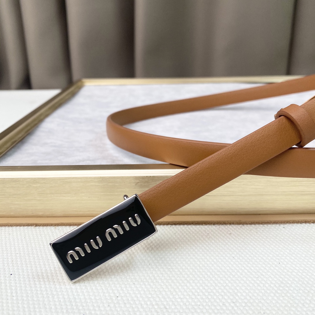 MIUMIU小腰带1.5cm裙装裤装