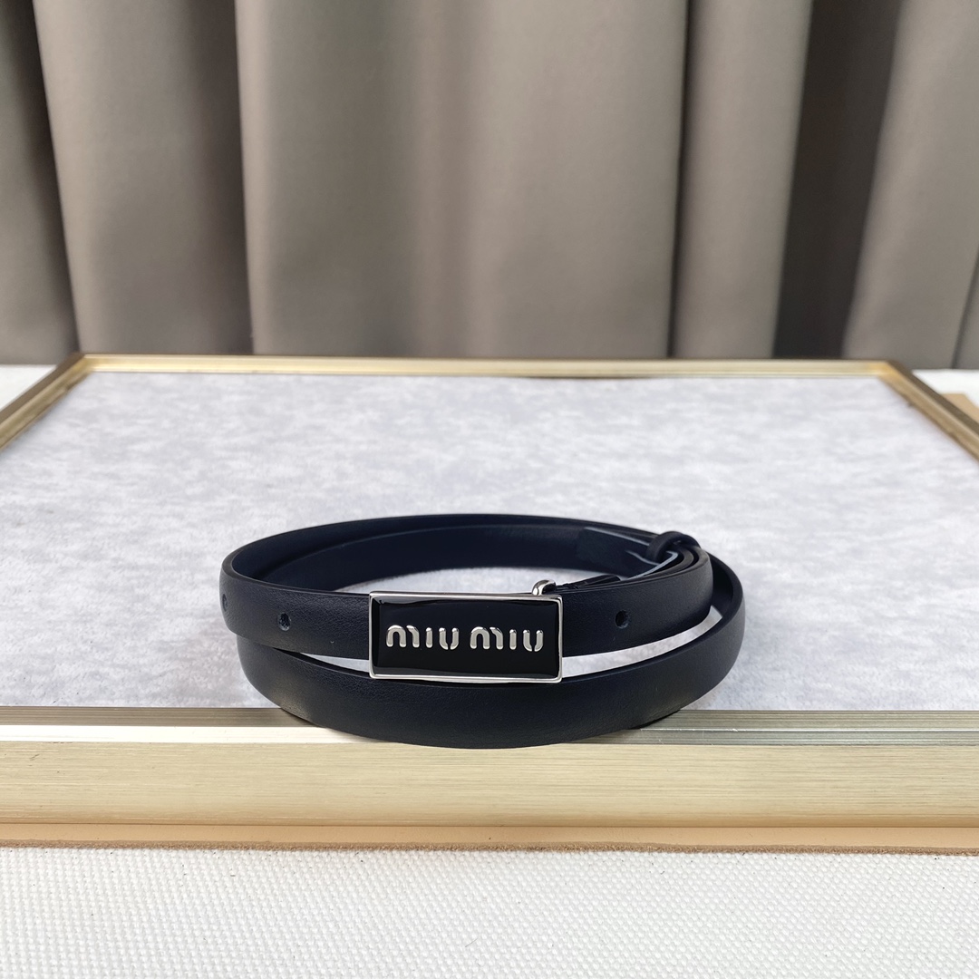 MIUMIU小腰带1.5cm裙装裤装
