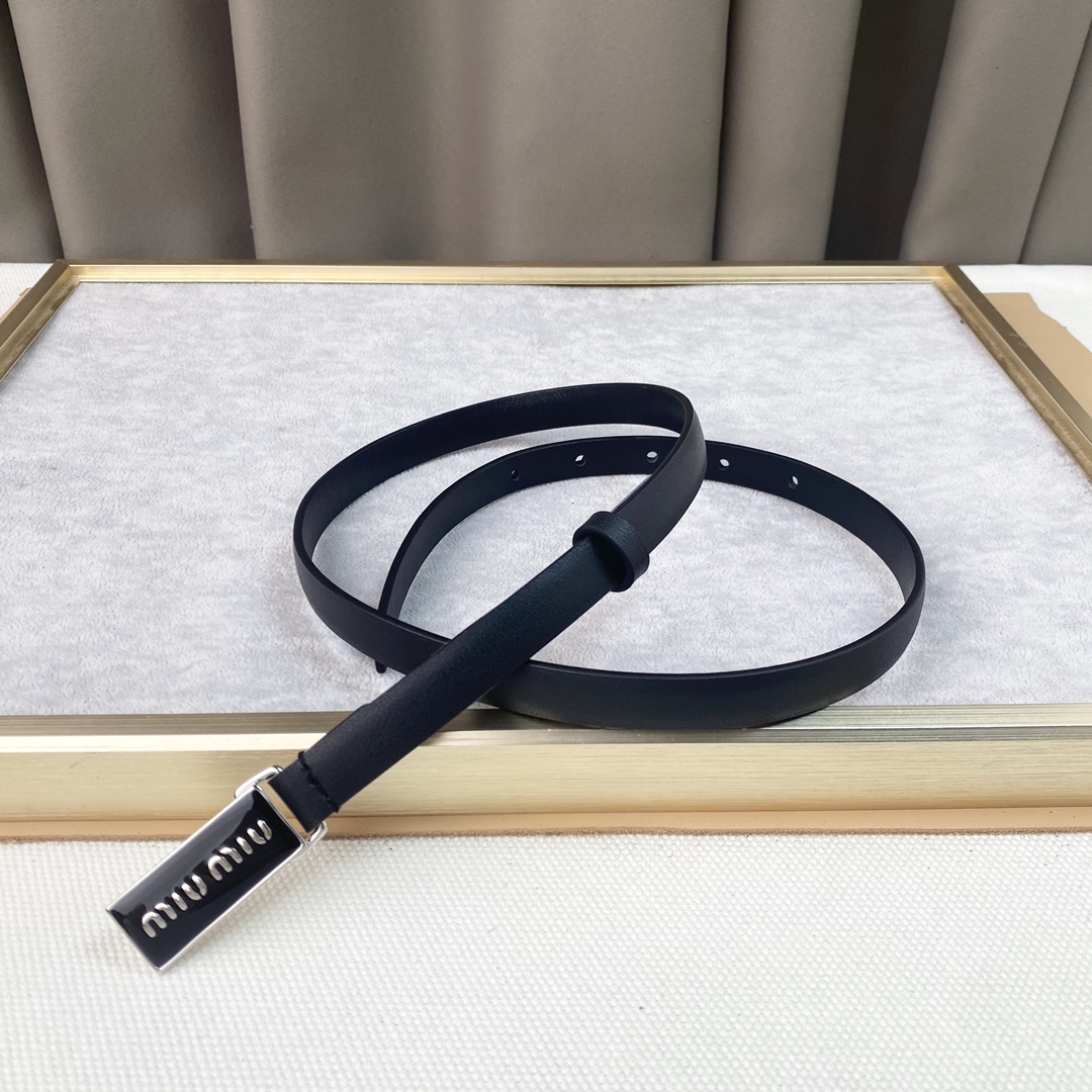 MIUMIU小腰带1.5cm裙装裤装