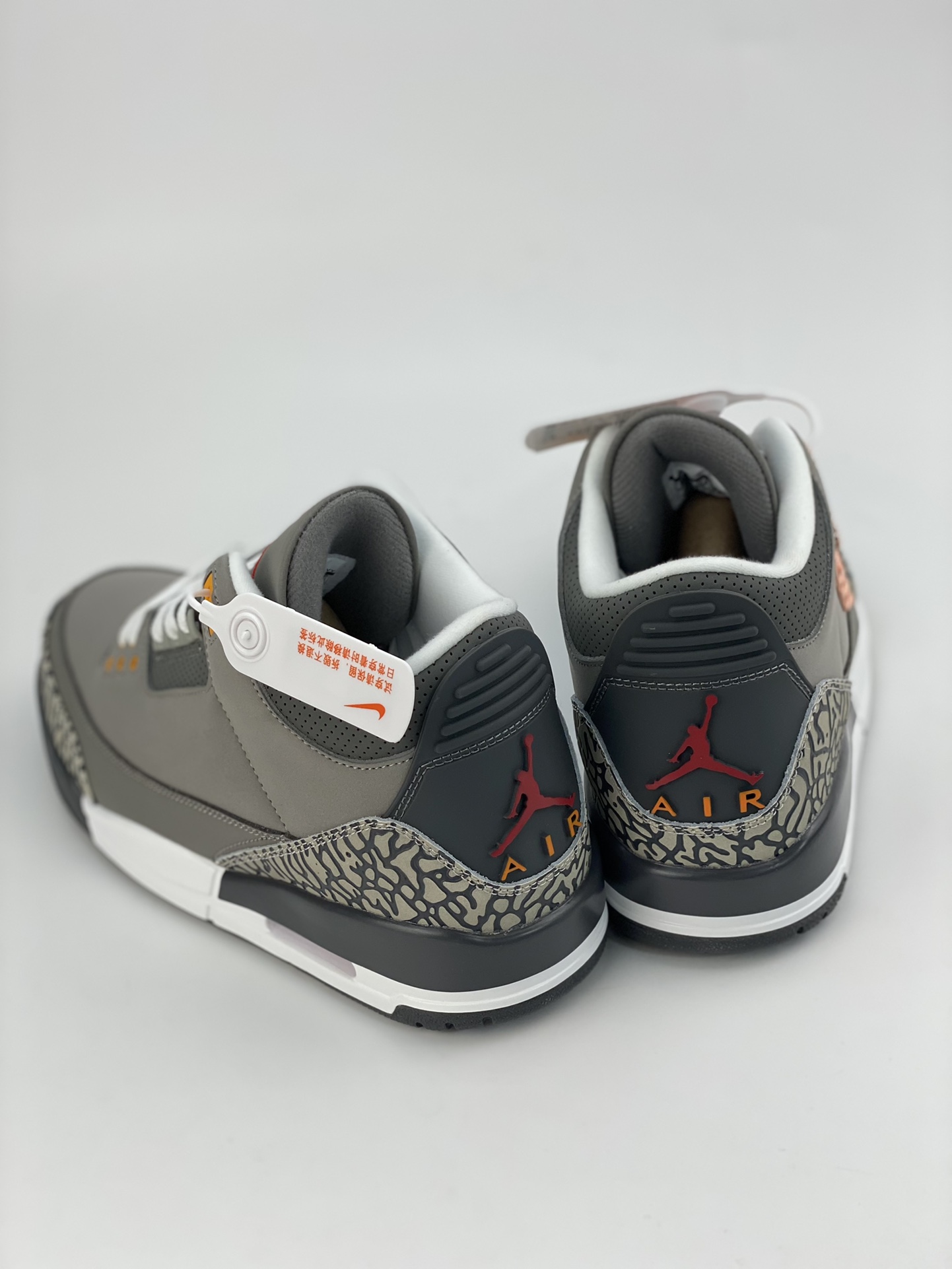 Air jordan 3 Retro ”Cool Grey”  CT8532-012