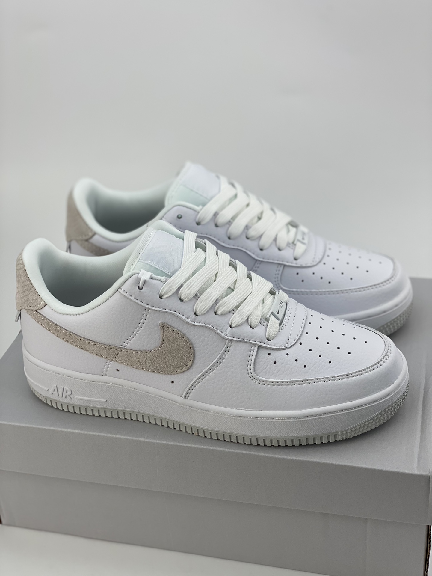 220 Nike Air Force 1 Low 07 白灰翻毛钩 CN2873-100