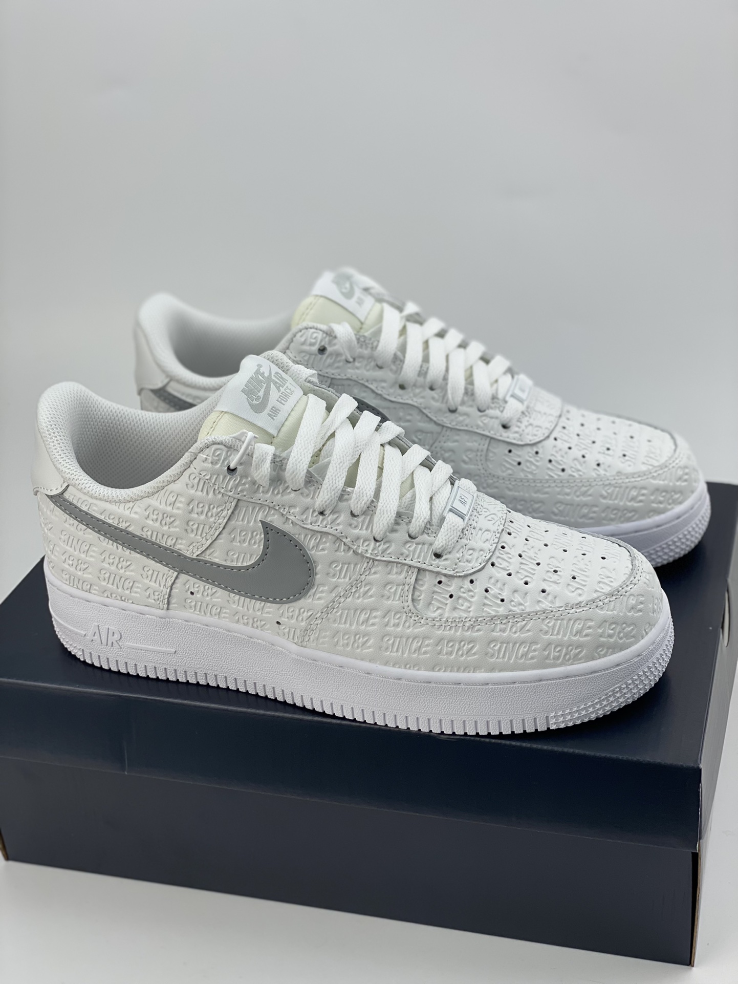 Nike Air Force 1 Low 07 white gray embossed print FJ4823-100